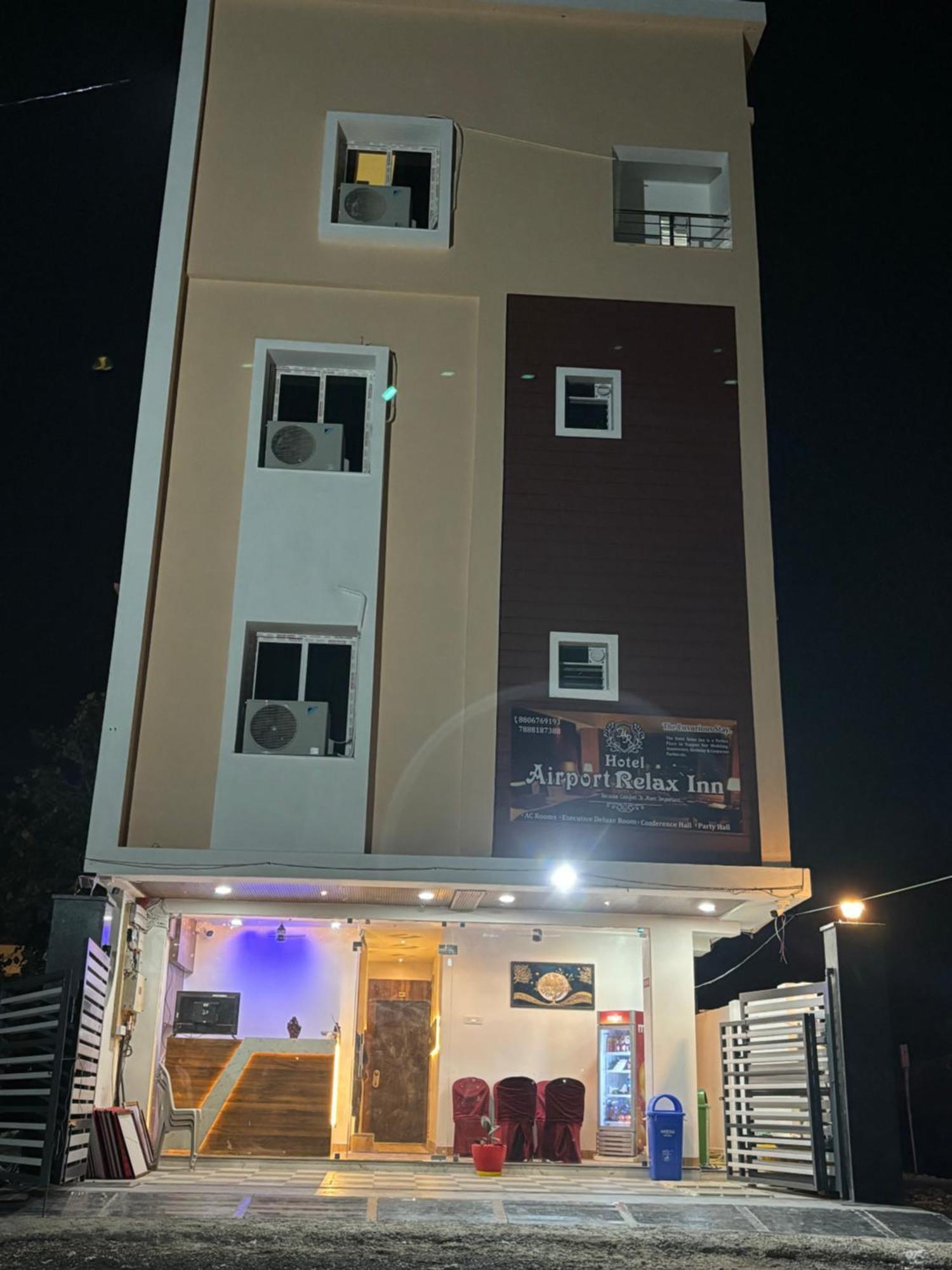 Airport Relax Hotel
