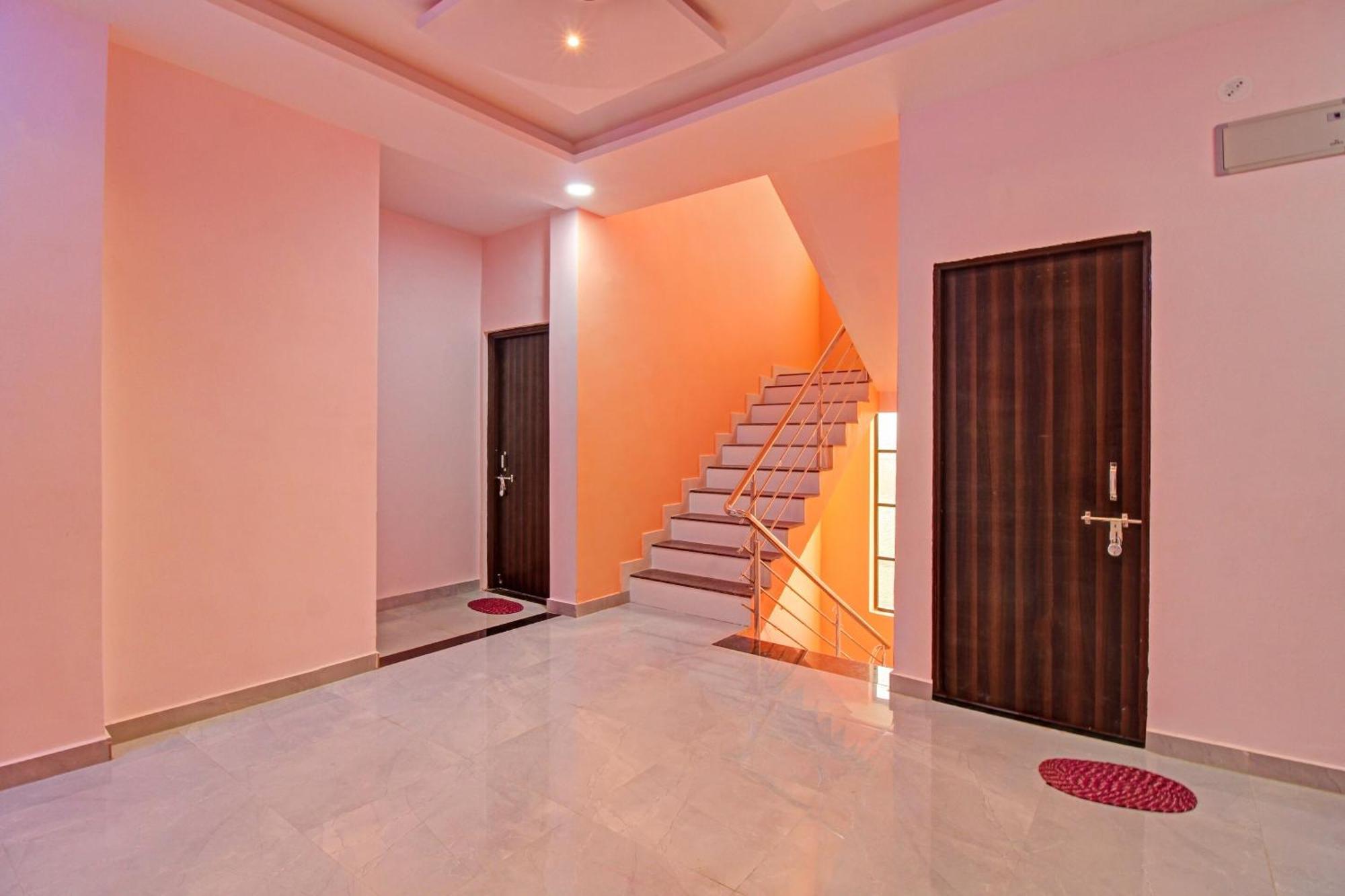 Hotel O Hotel Anand In 4*