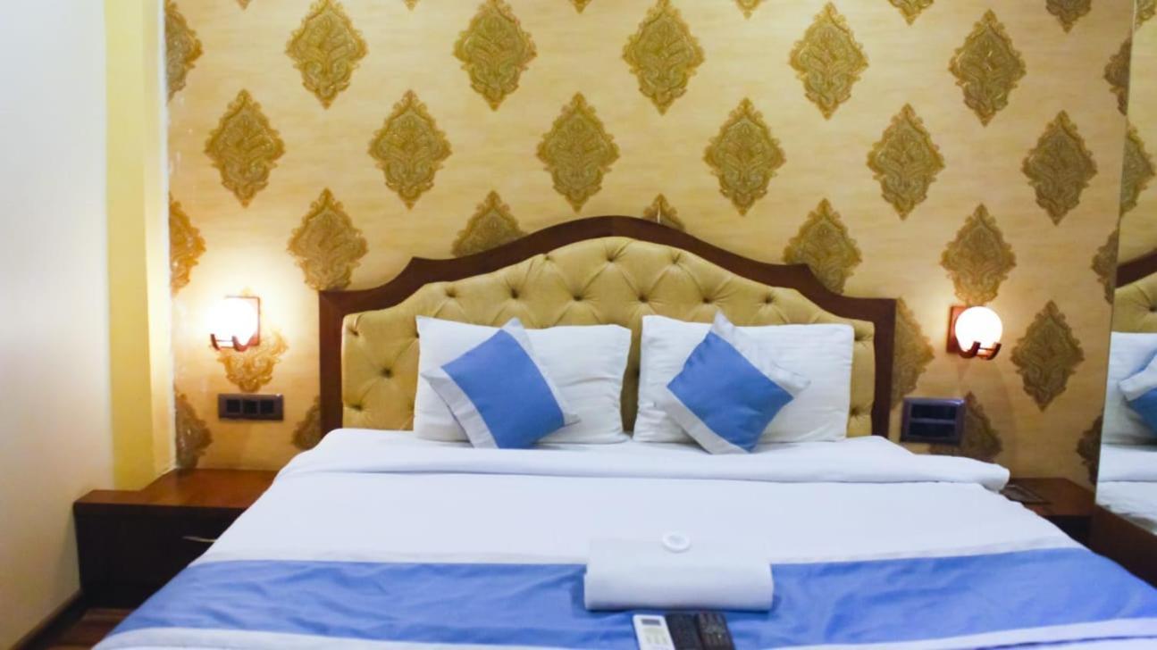 Parashar Check Hotel Nagpur