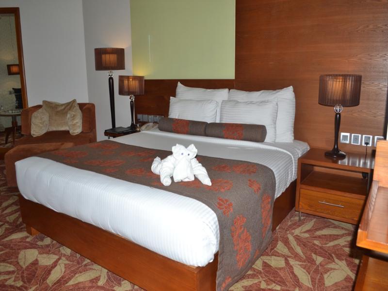 The Pride Hotel, Hotel