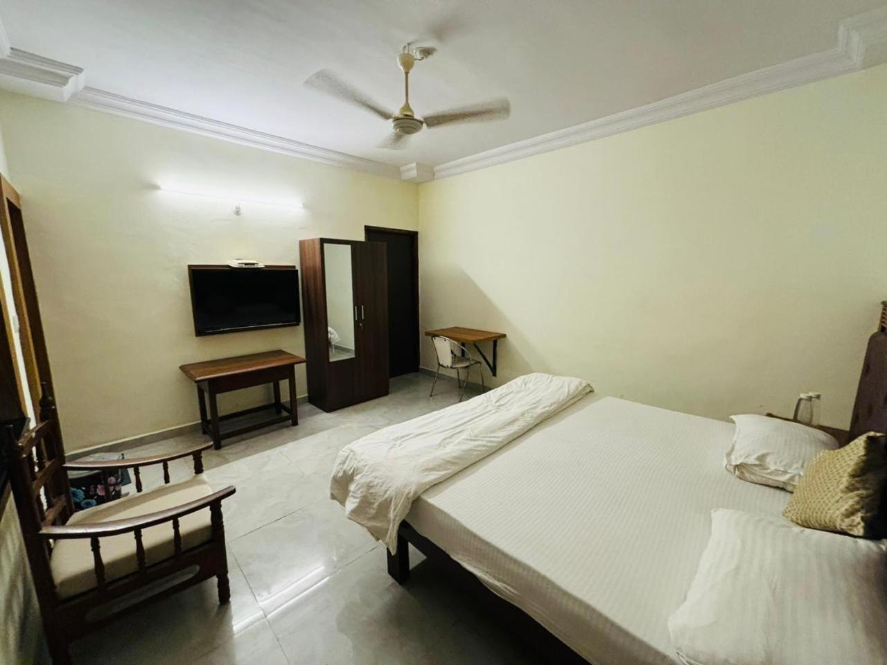 Royal Palms Luxury Service Nagpur