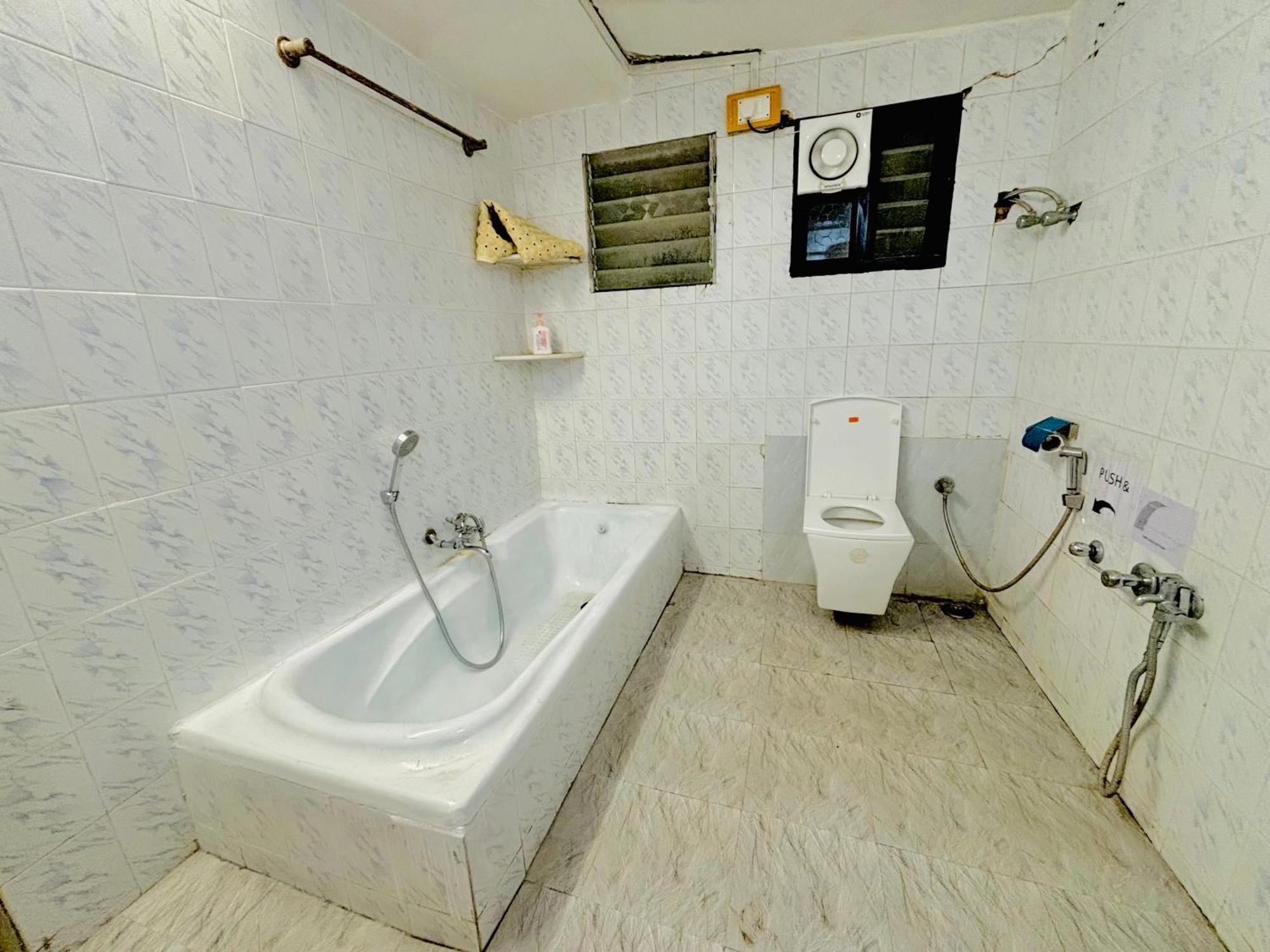Royal Palms Luxury Service Nagpur