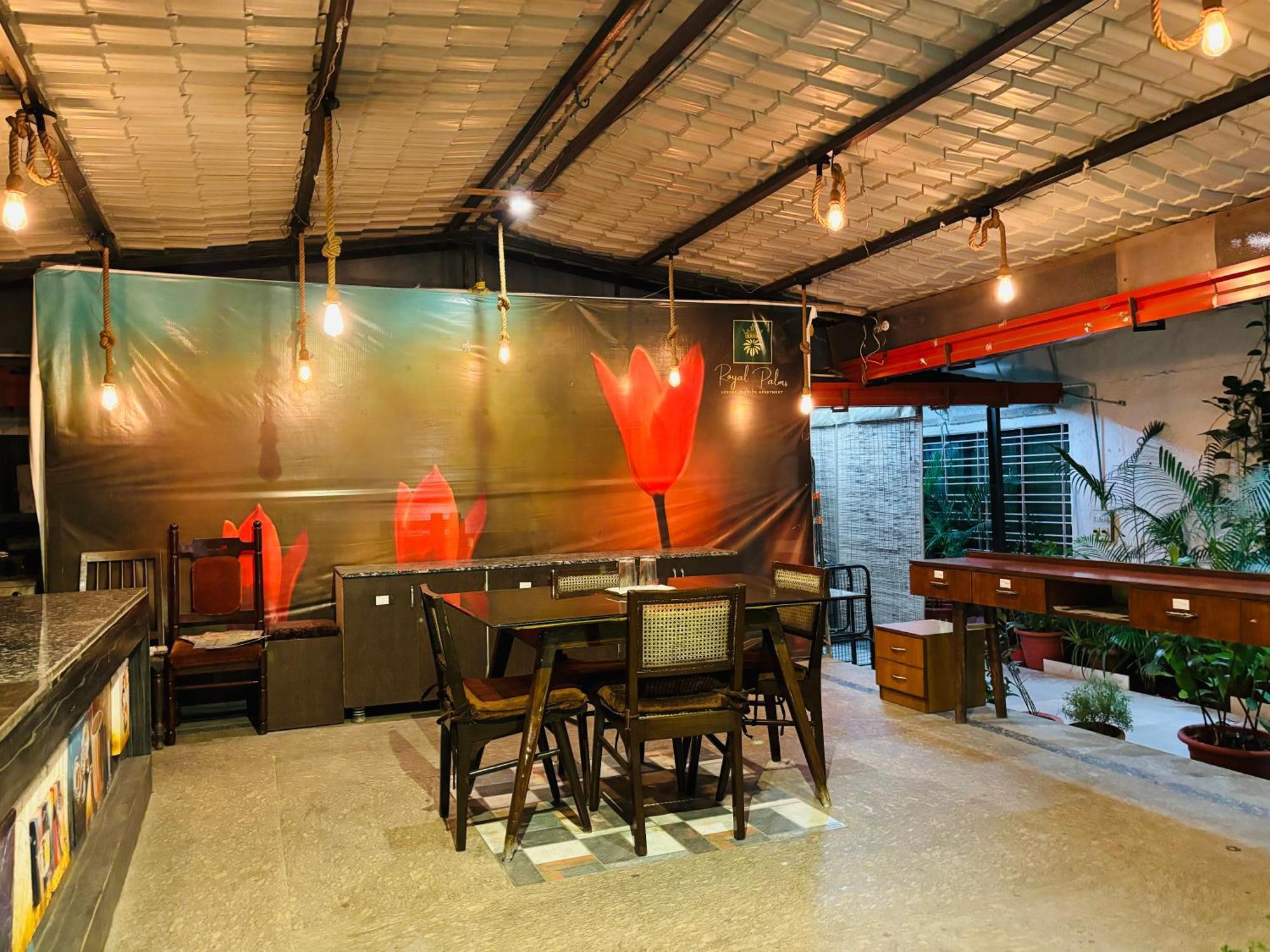 Royal Palms Luxury Service Nagpur
