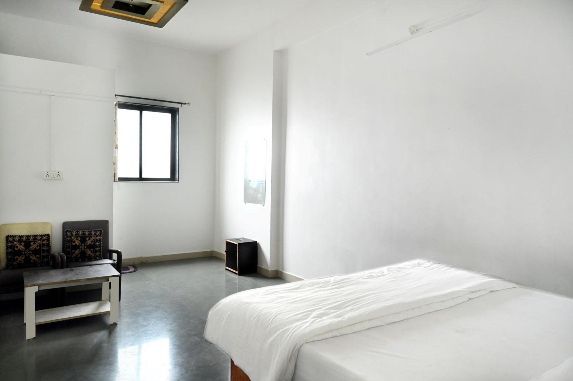 Ghate Hotel Nagpur