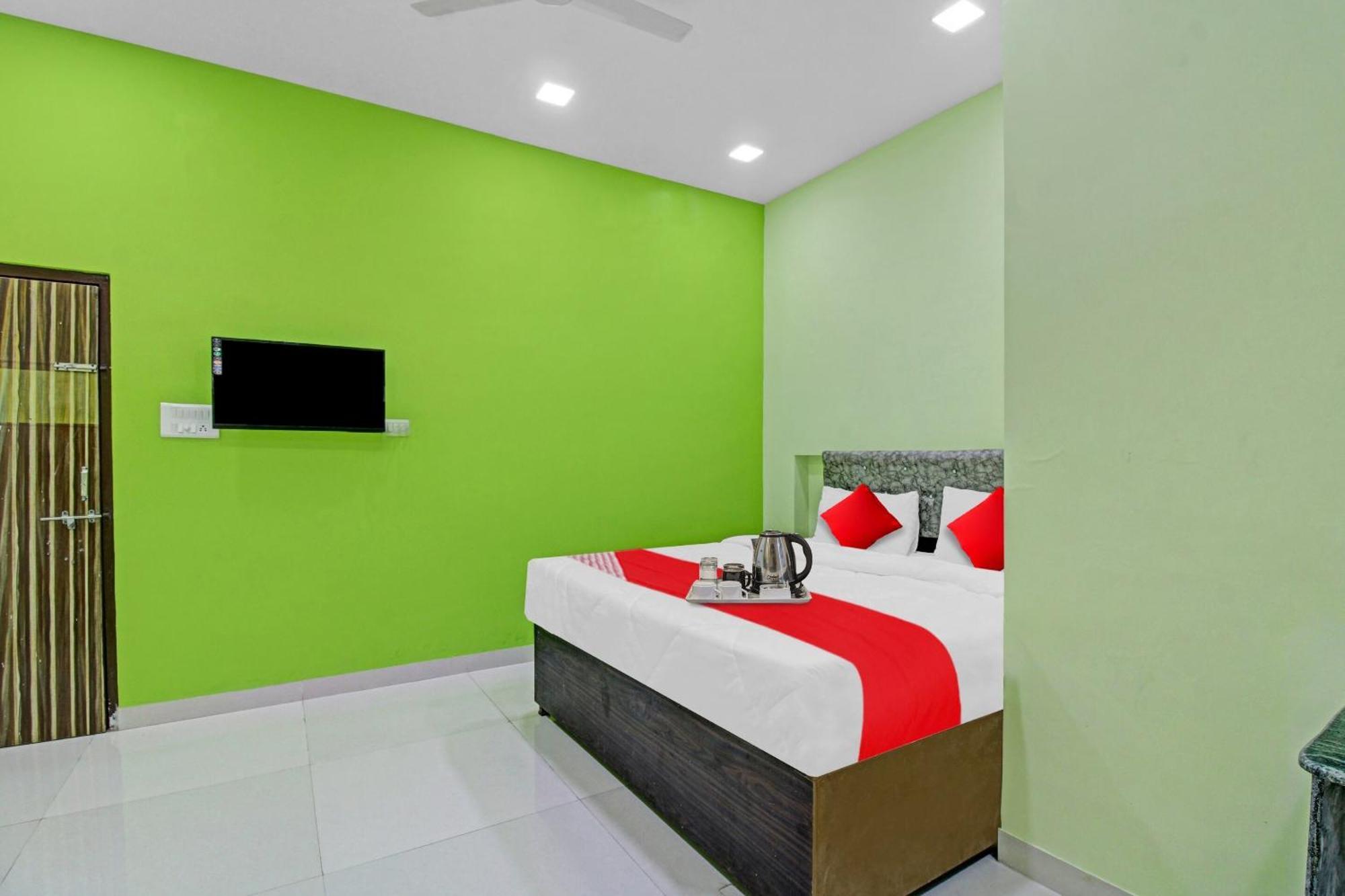 Flagship Prasad Mangal Karyalay Hotel