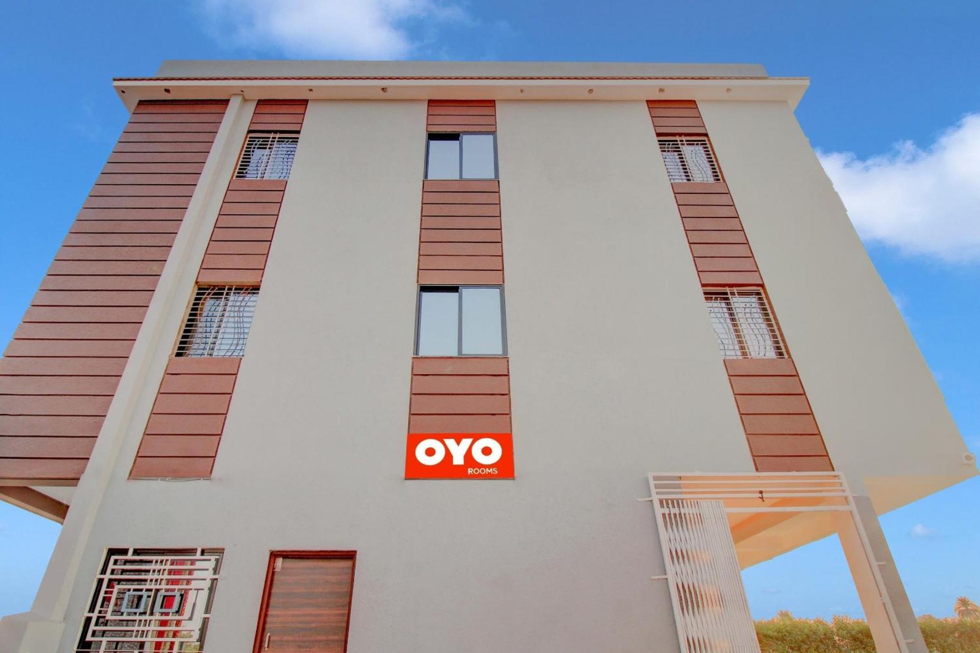 Hotel O One Plus 3*