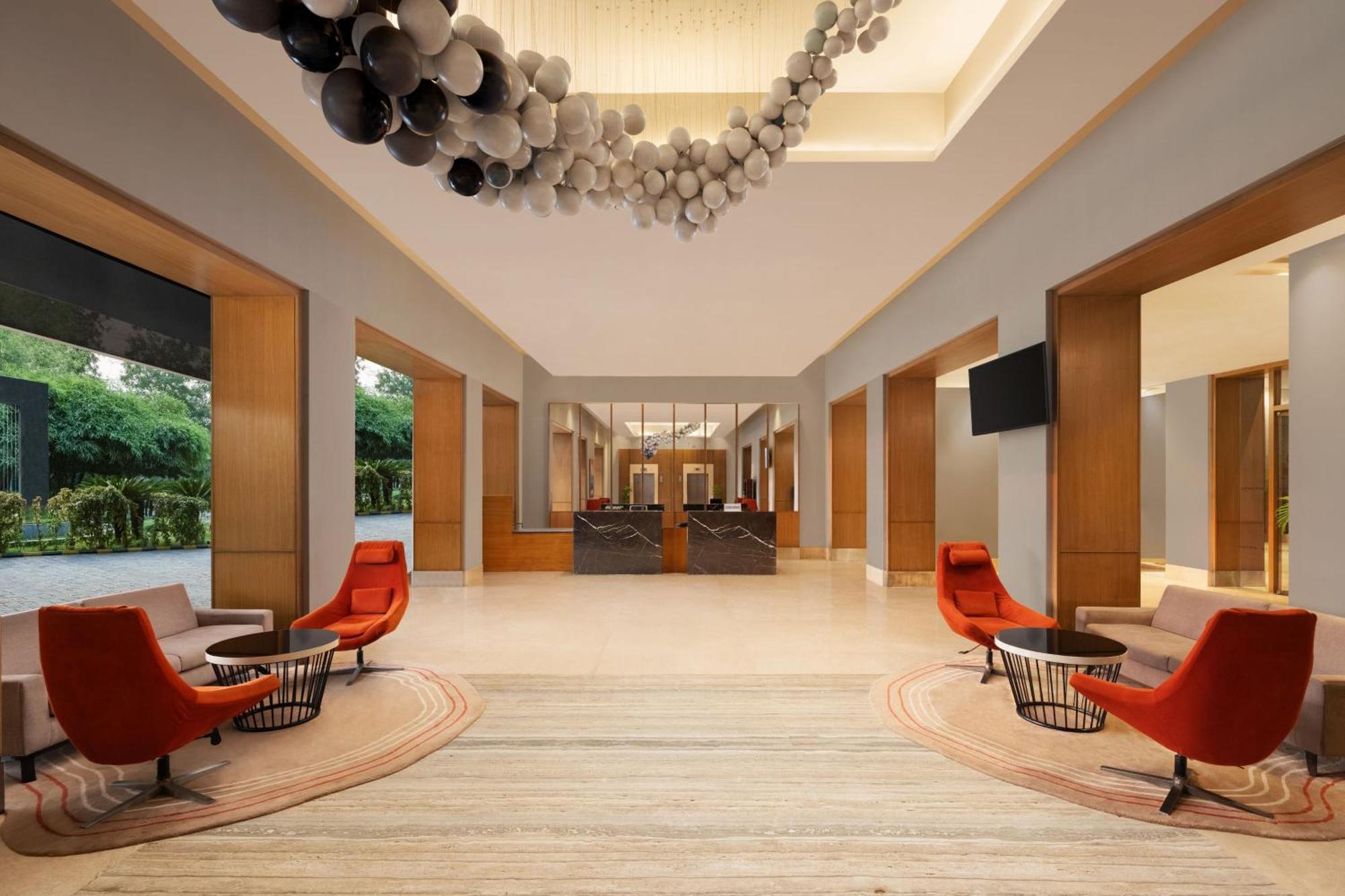 Le Meridien 5*