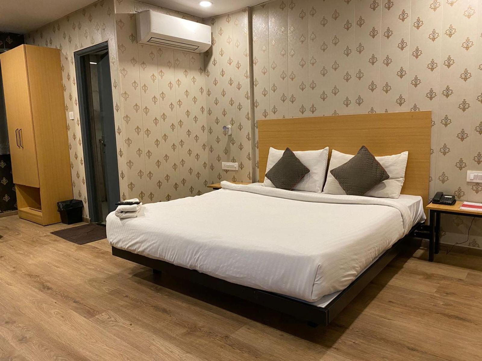 Swagstay Ownhouse 181 Hotel Nagpur