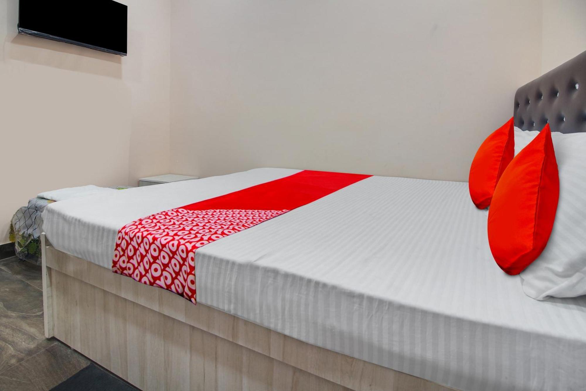 Hotel O Goyal 3*