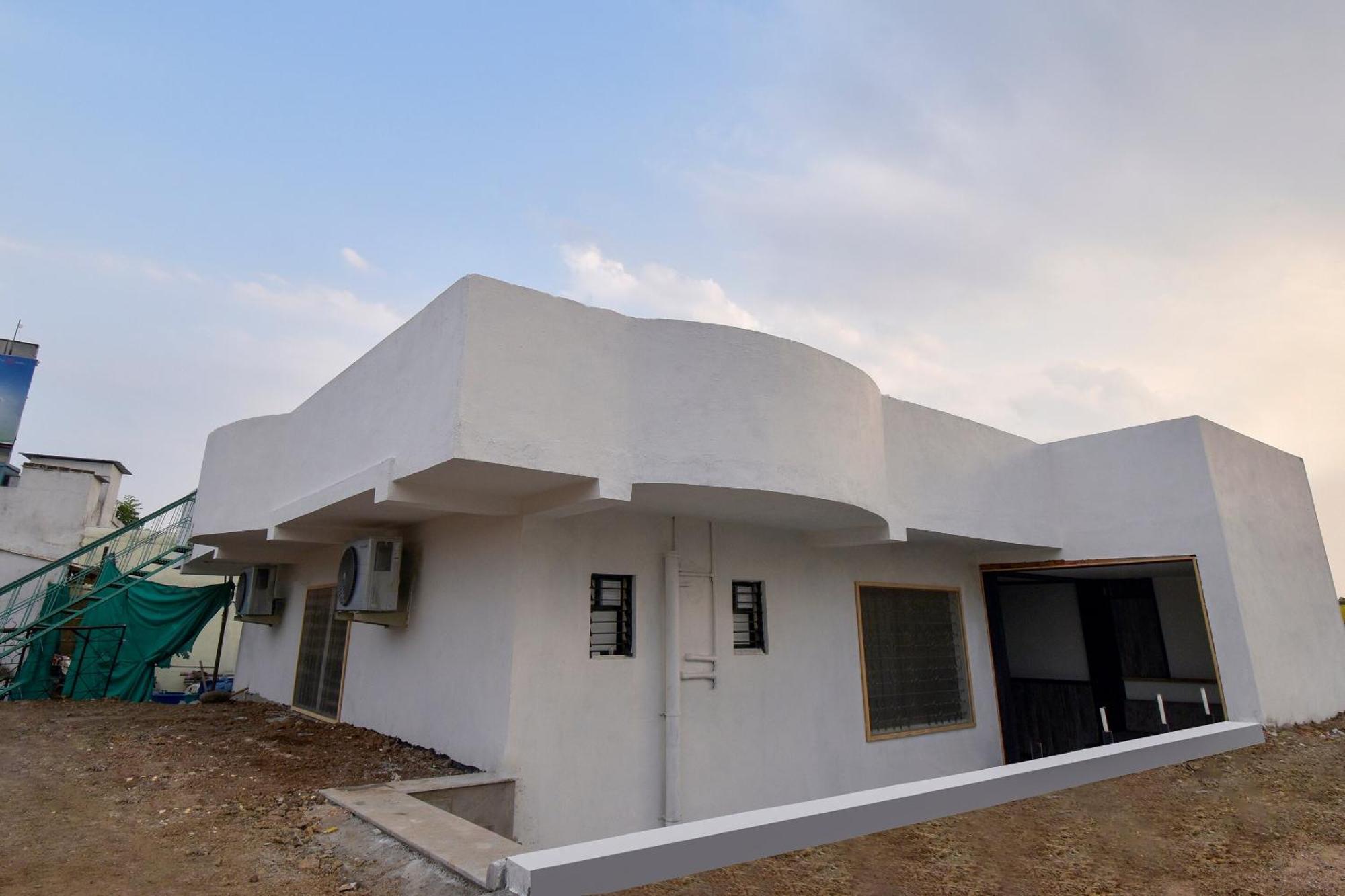 O Niraj Hotel 3*