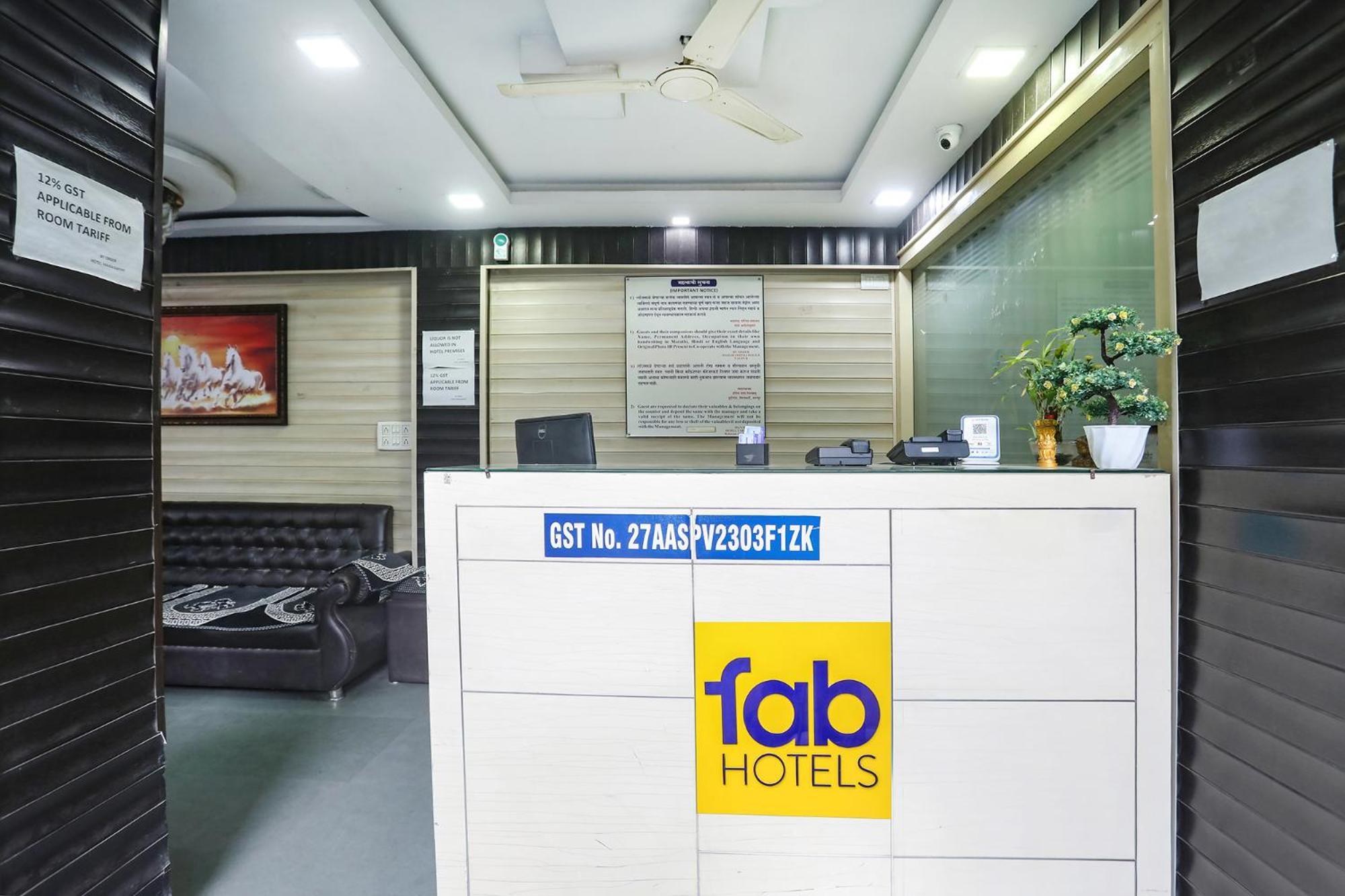 Fabhotel Tara Deluxe - 1200 Meter From Yashwant Stadium Hotel Nagpur