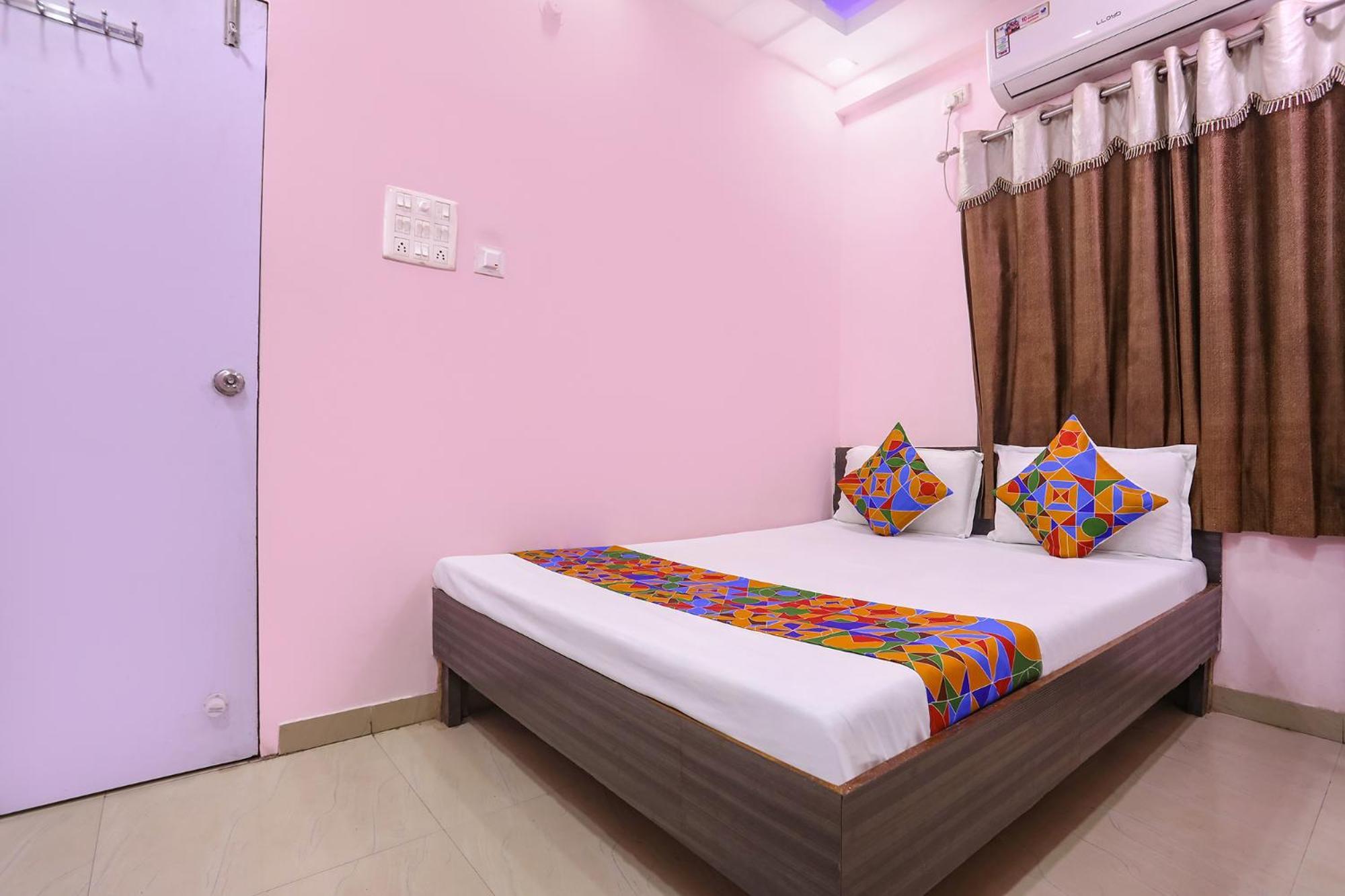Fabhotel Tara Deluxe - 1200 Meter From Yashwant Stadium Nagpur