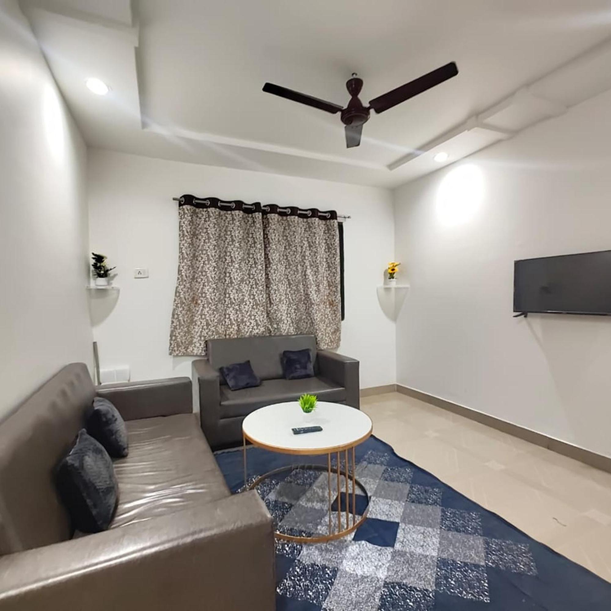 Avena 2bhk Flat Annapurna Near Airport Apartment