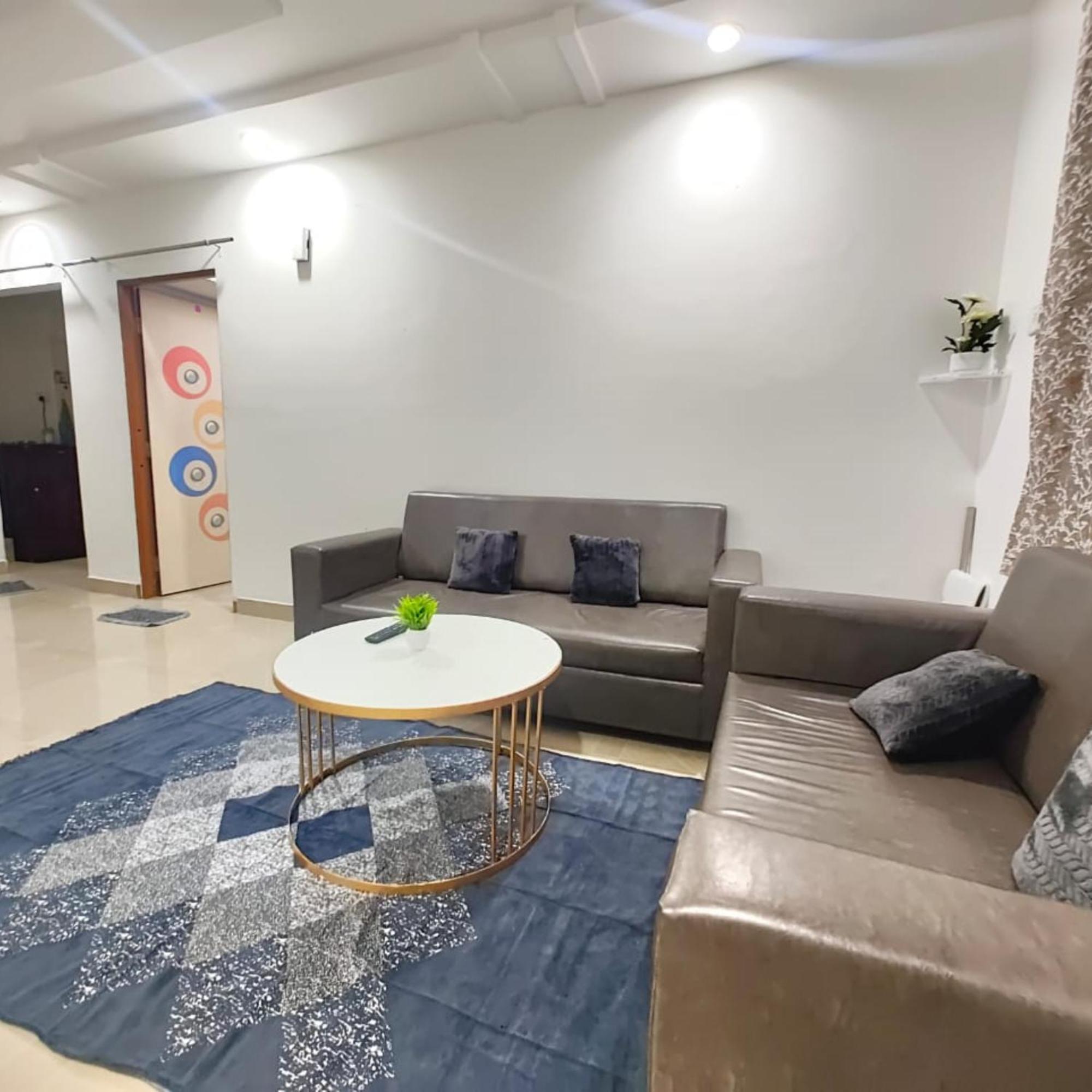 Avena 2bhk Flat Annapurna Near Airport Apartment *