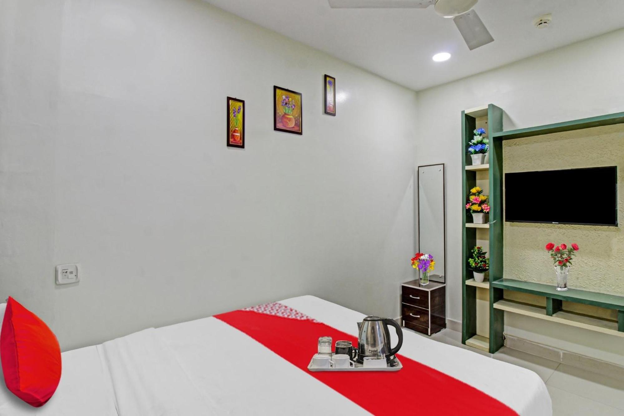 Hotel Super O Sunshine