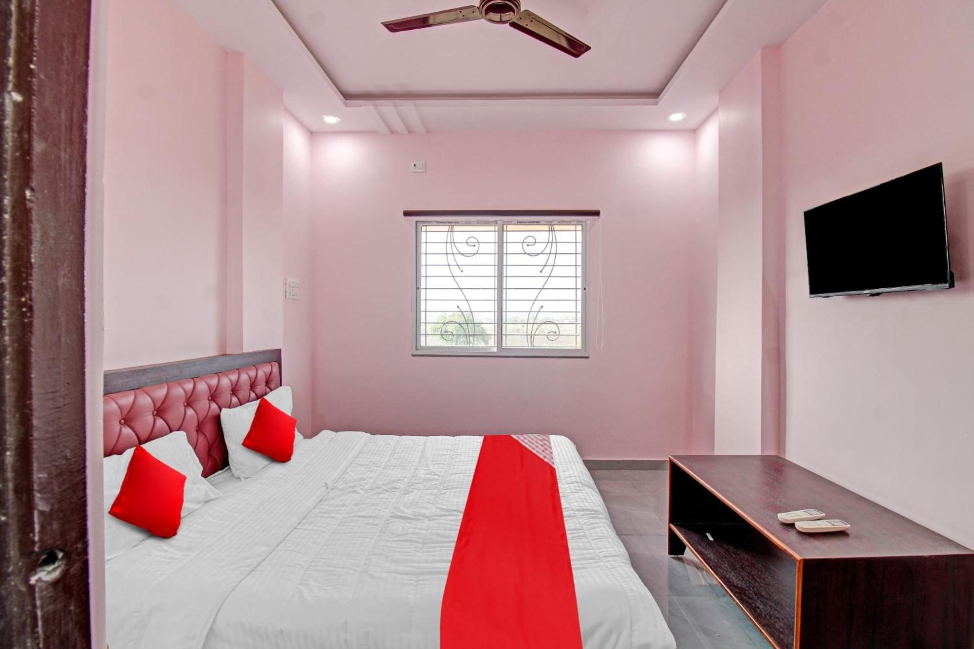 Hotel O Hotel Anand In 4*