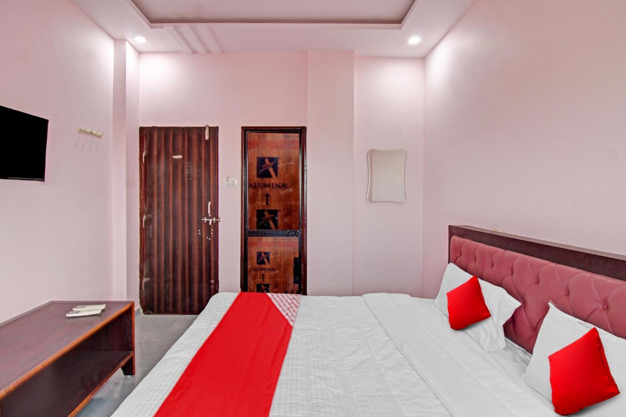 Hotel O Hotel Anand In 4*