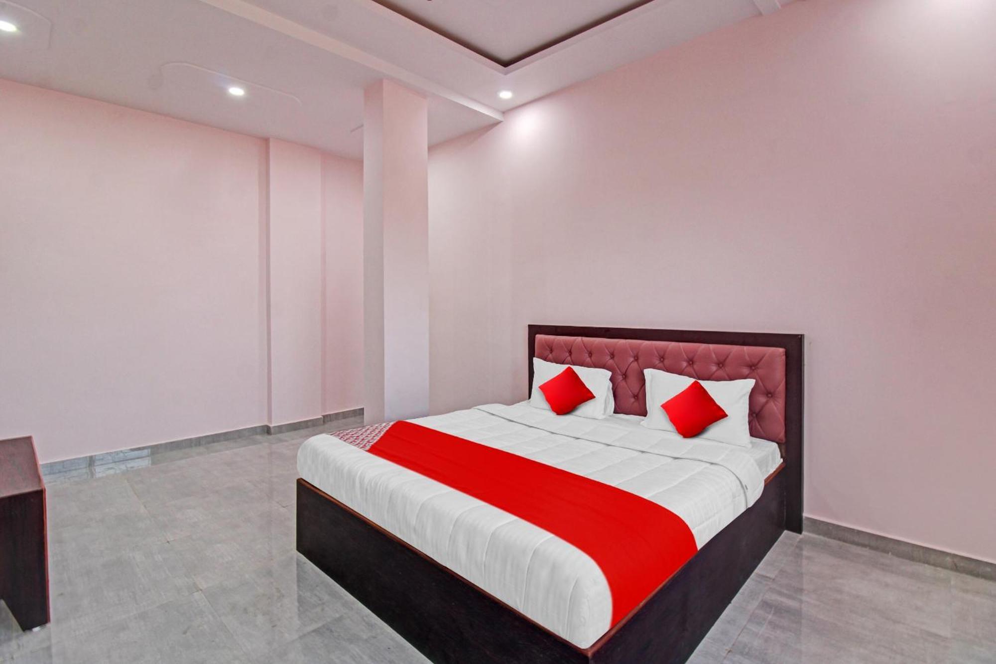 Hotel O Hotel Anand In 4*