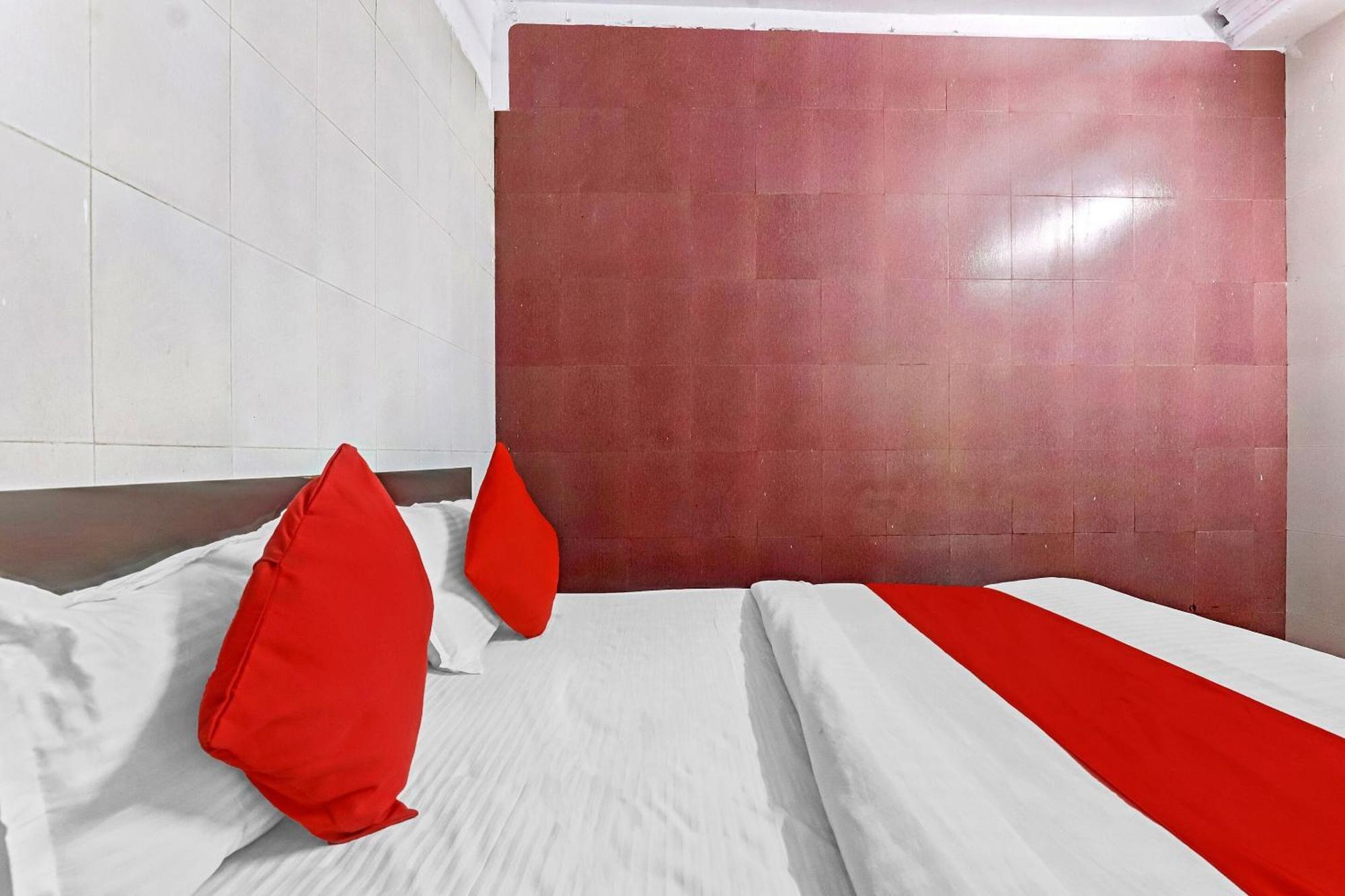 Hotel O Chintamani Service 3*