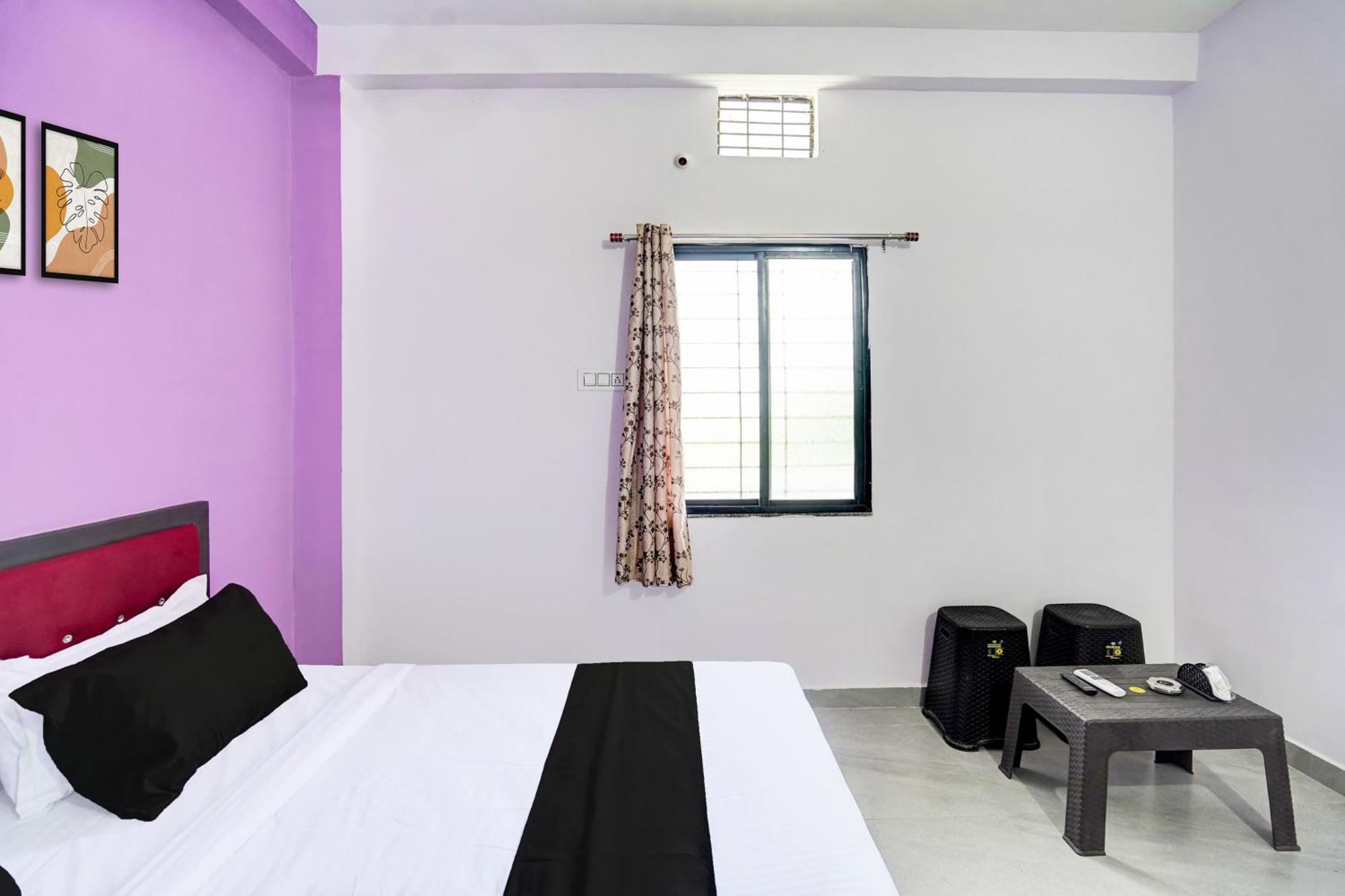O S S Hotel 3*