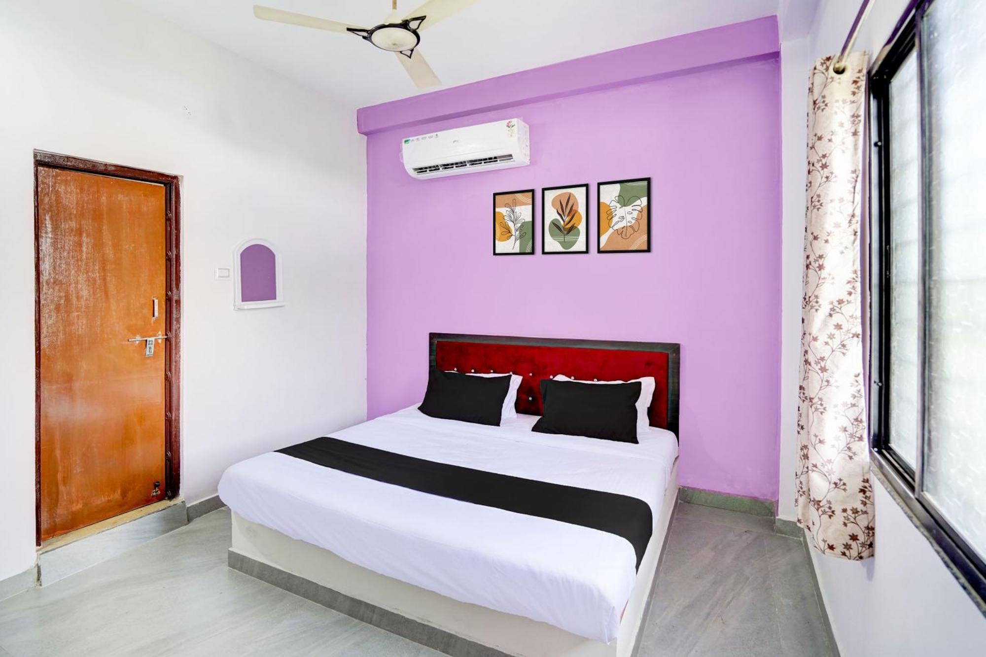 O S S Hotel 3*