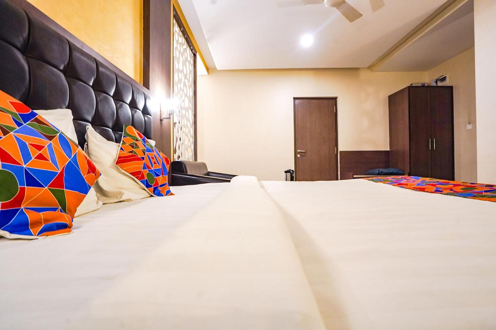 Fabhotel Jagannath - Nr Platinum Hospital, Sitabuldi Nagpur