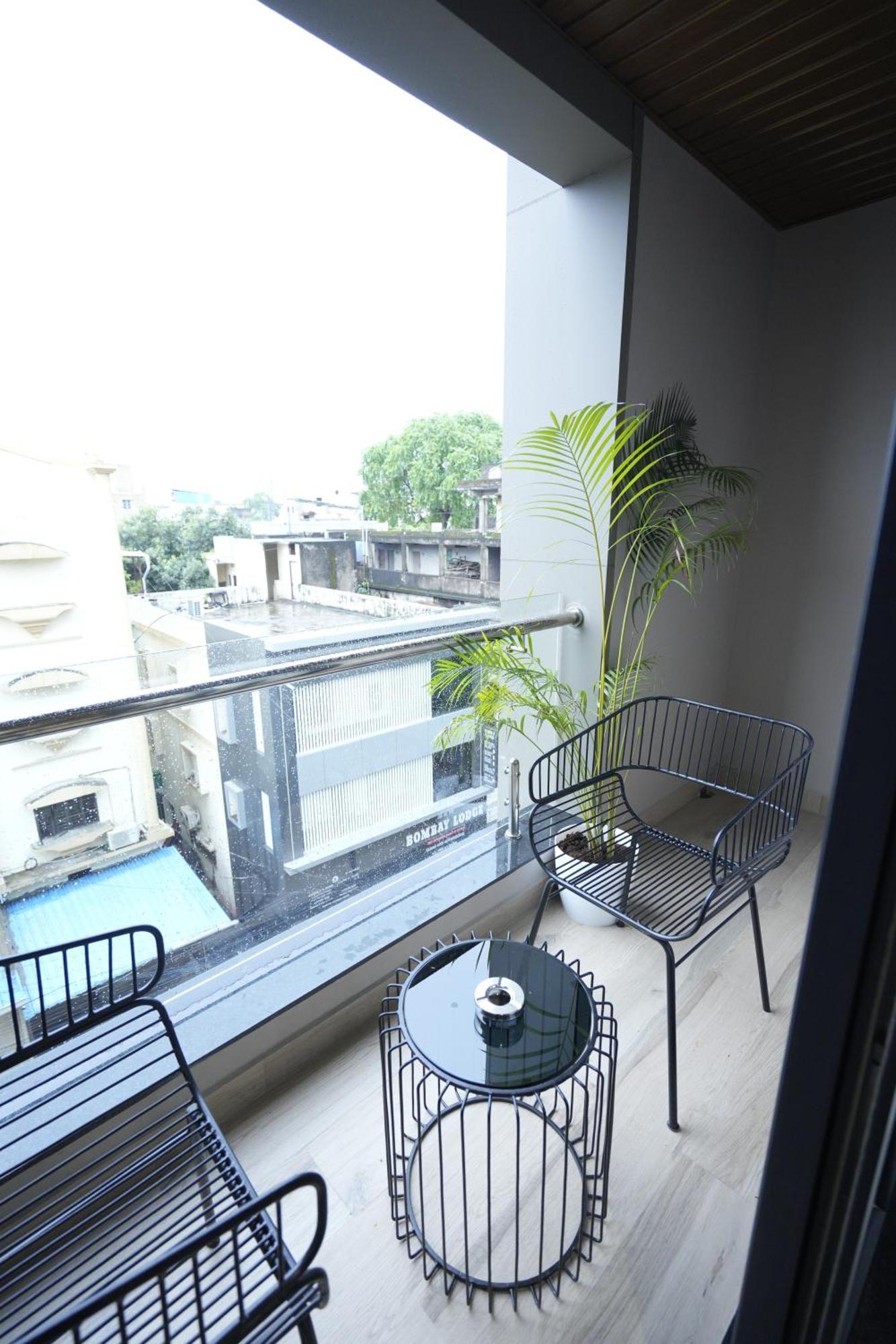 Hotel Sivanta By Bombay Group Of Nagpur