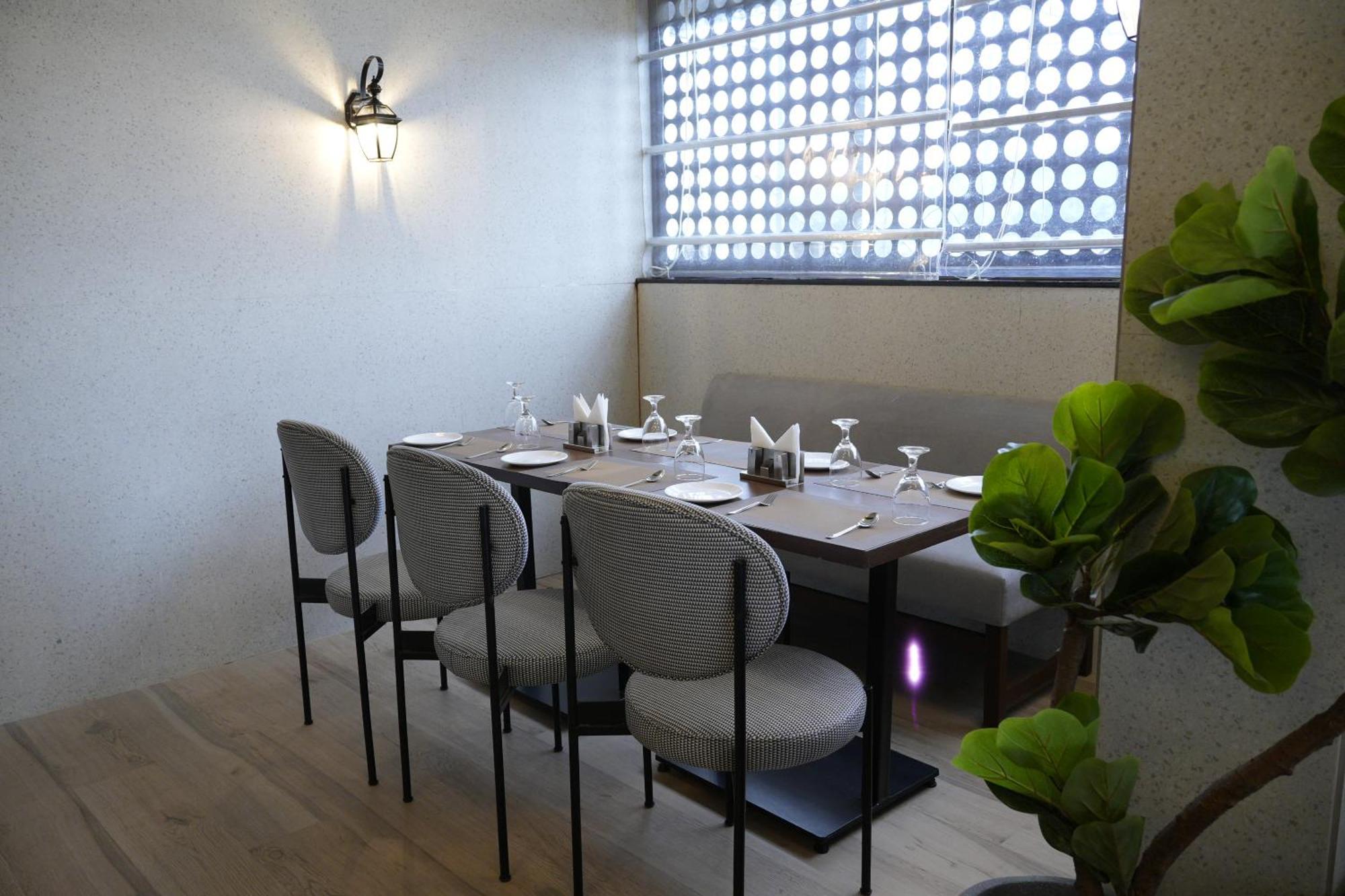 Sivanta By Bombay Group Of 3*