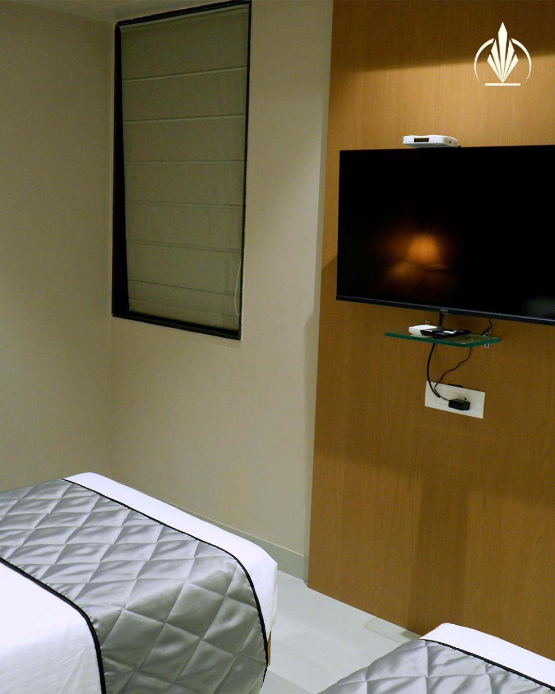 Hotel Sivanta By Bombay Group Of 3*