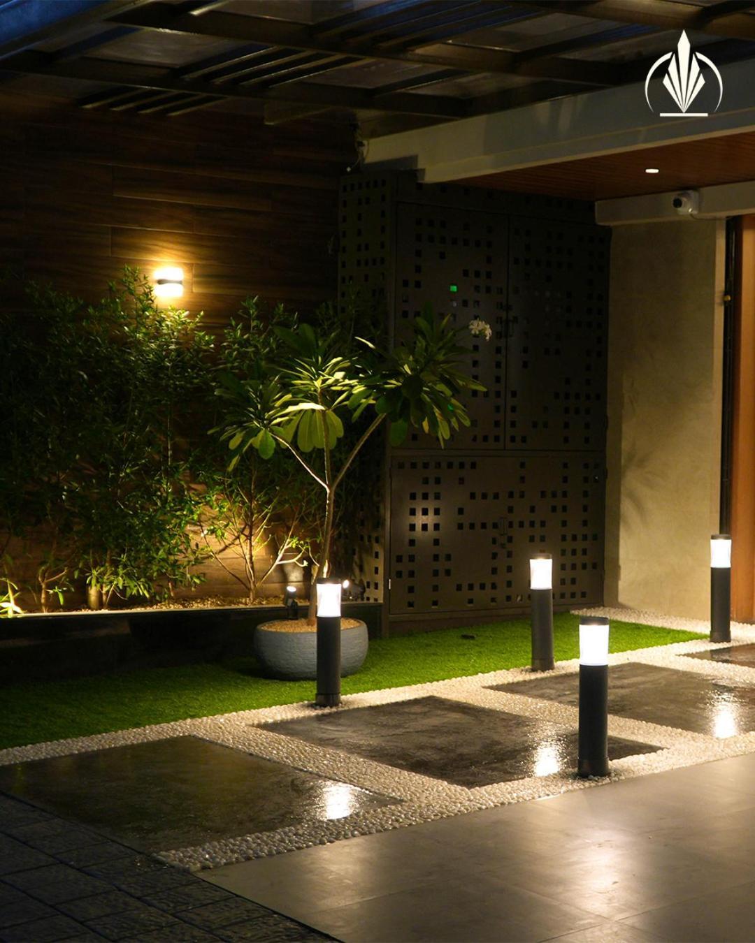 Hotel Sivanta By Bombay Group Of 3*