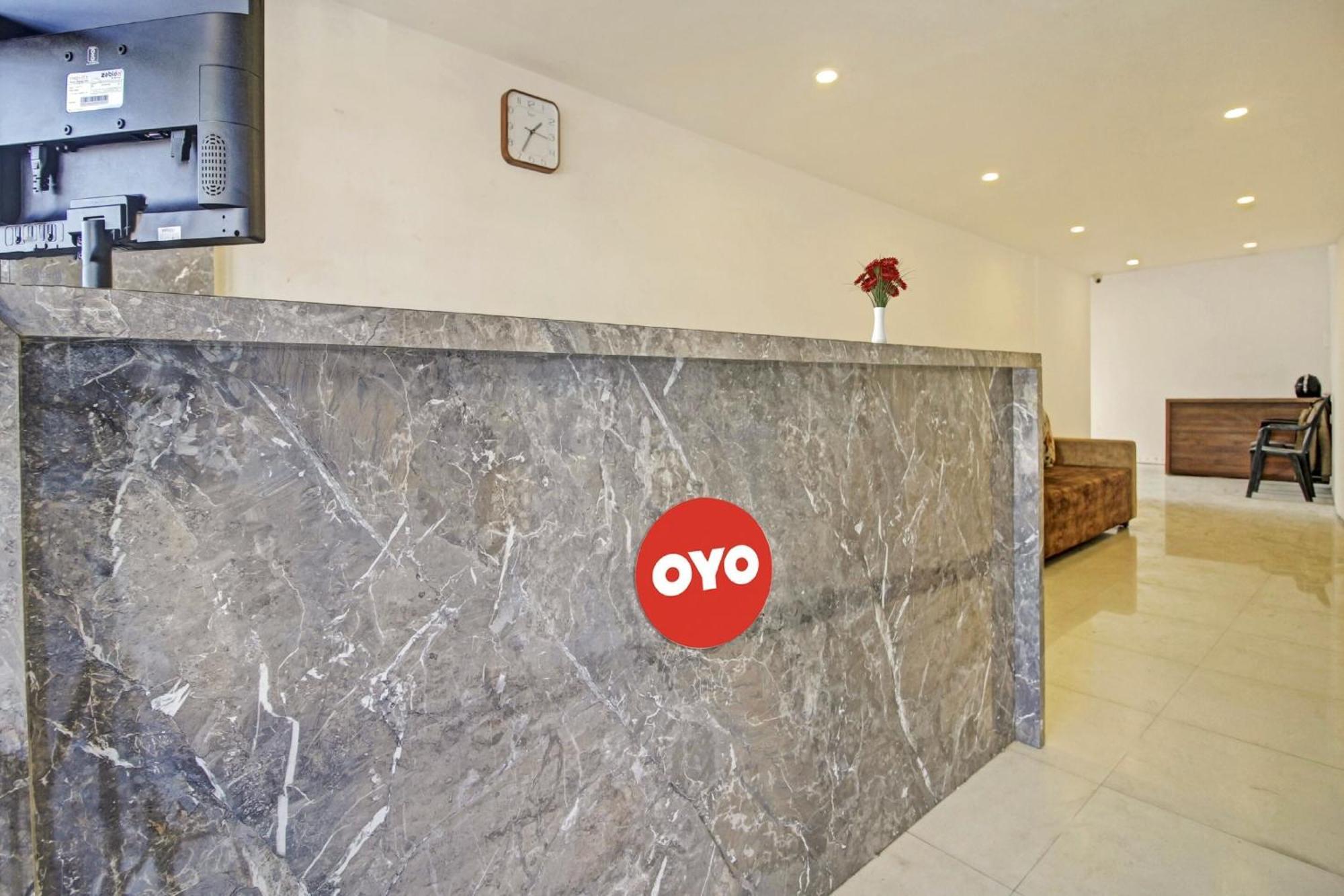Hotel O Crossroad 3*
