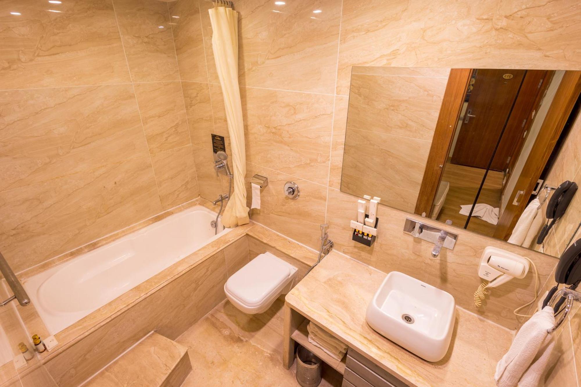 The Ashok 3*