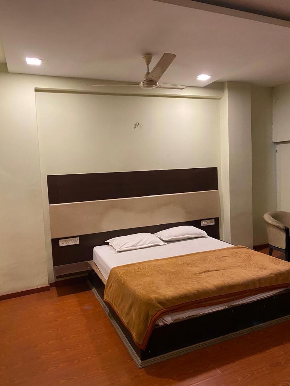 Skylark Hotel Nagpur