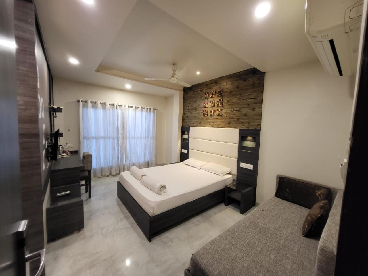 Nirvana Residency Hotel Nagpur