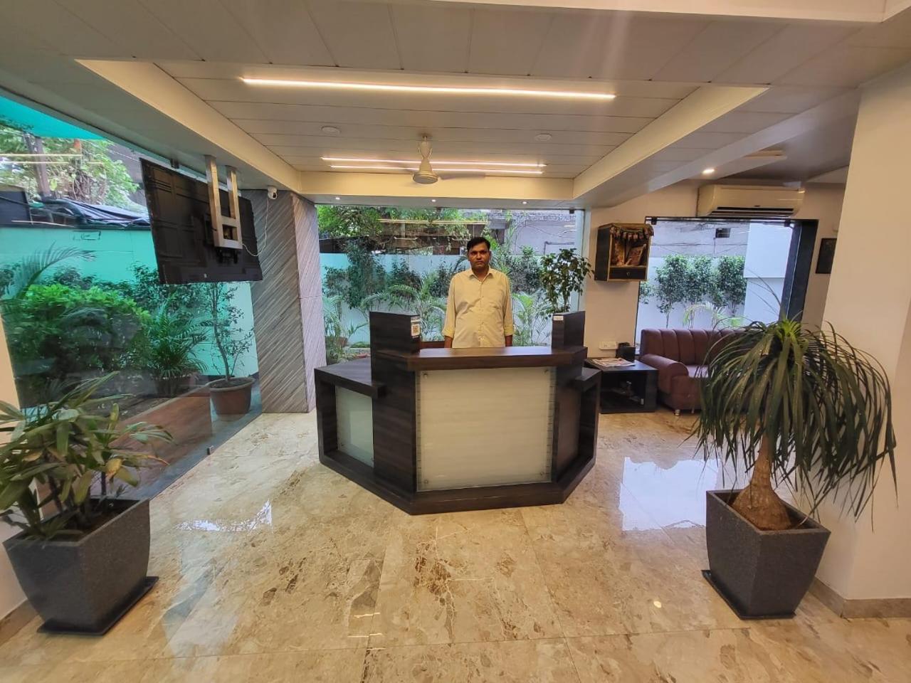 Hotel Nirvana Residency Nagpur
