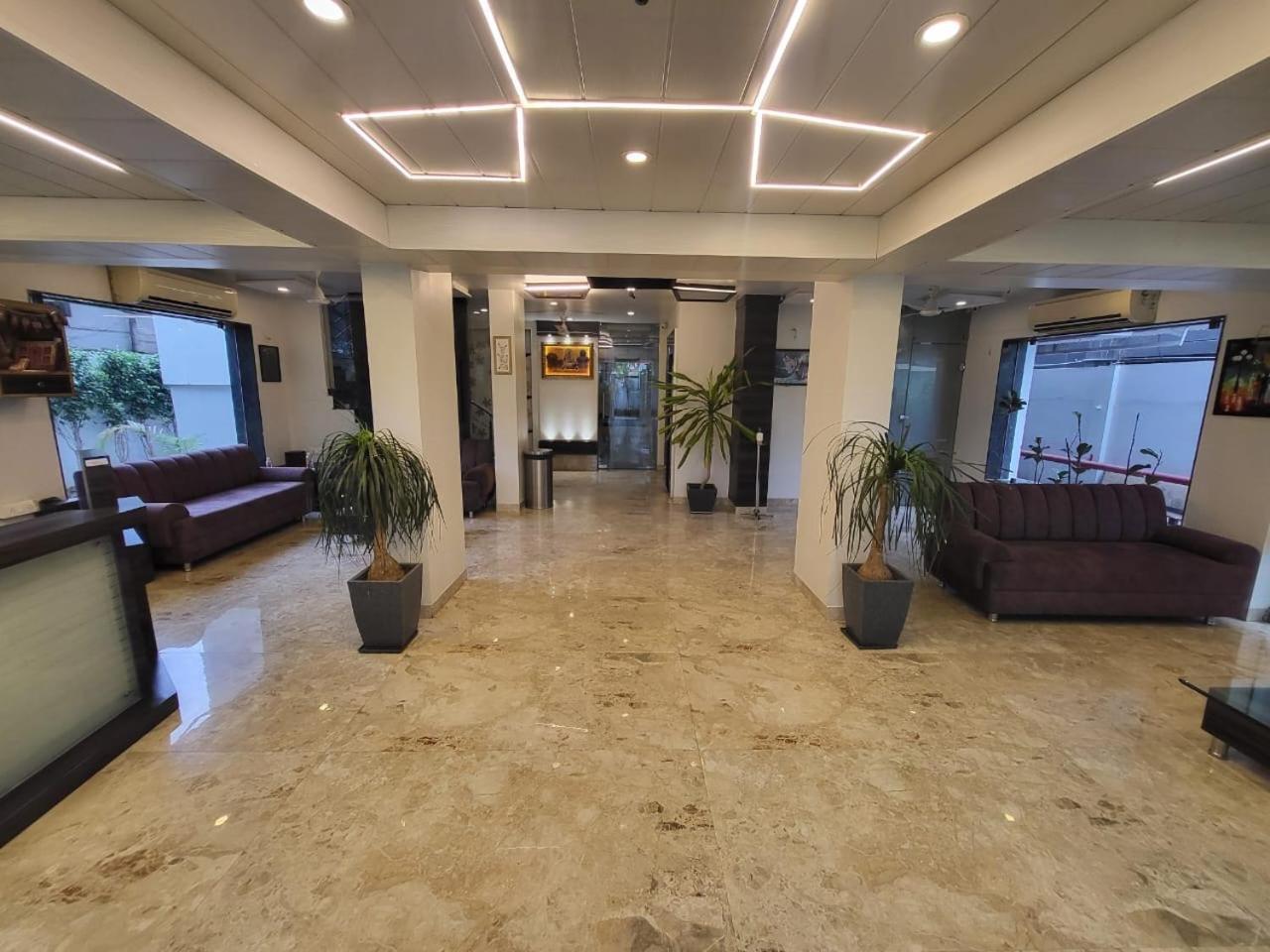 Hotel Nirvana Residency Nagpur