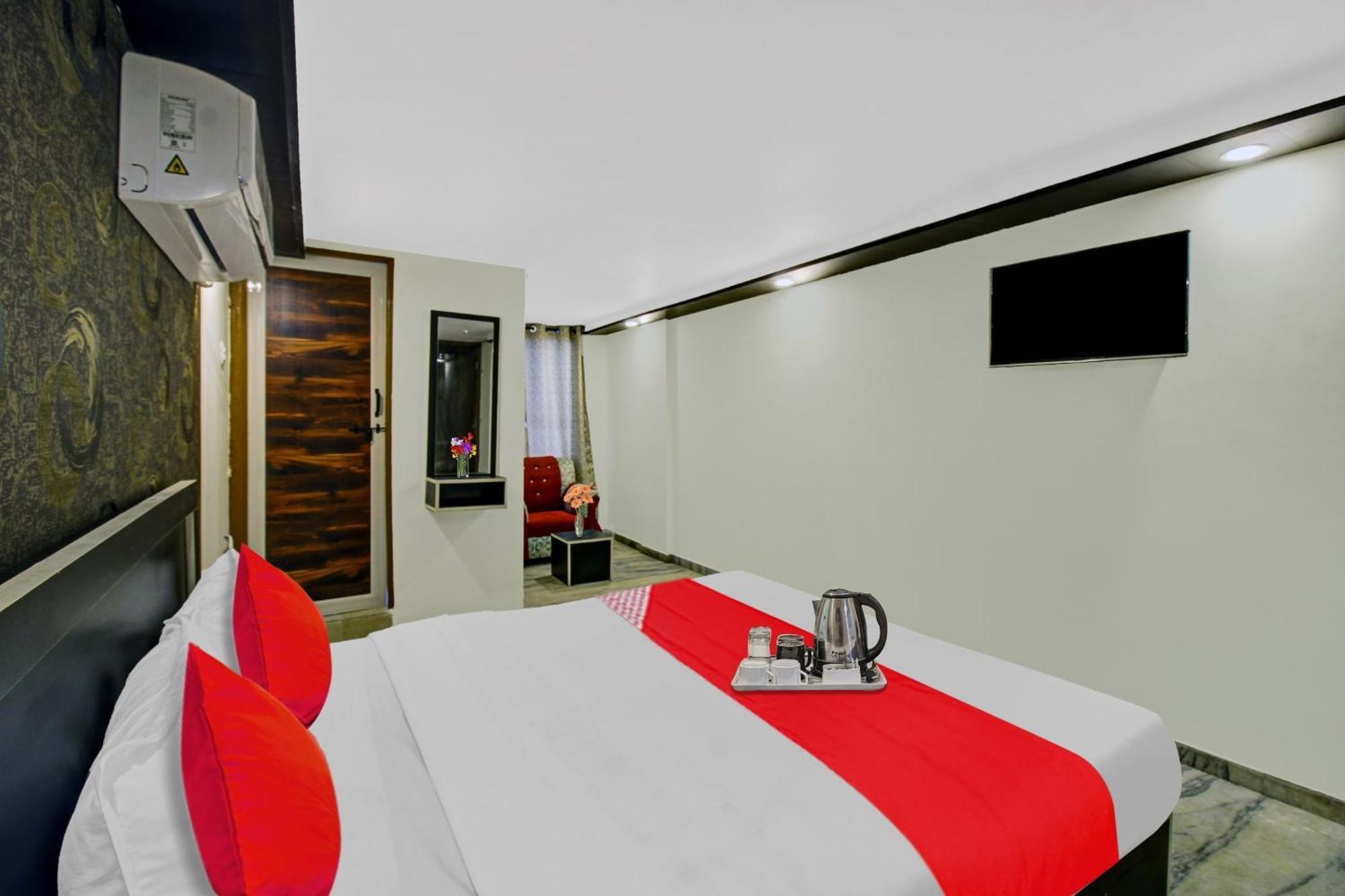 Hotel O Gopika Nagpur