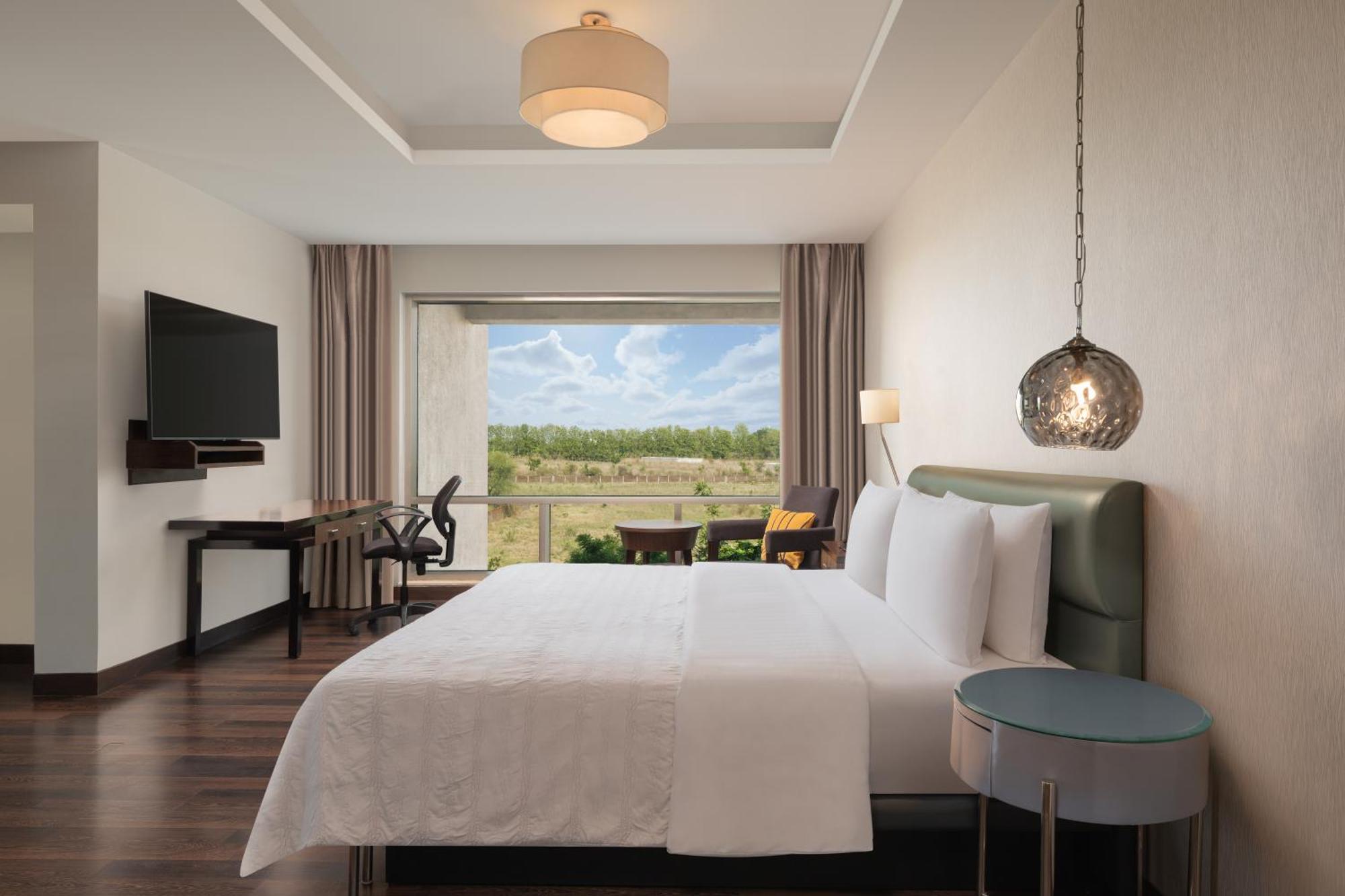 Le Meridien 5*