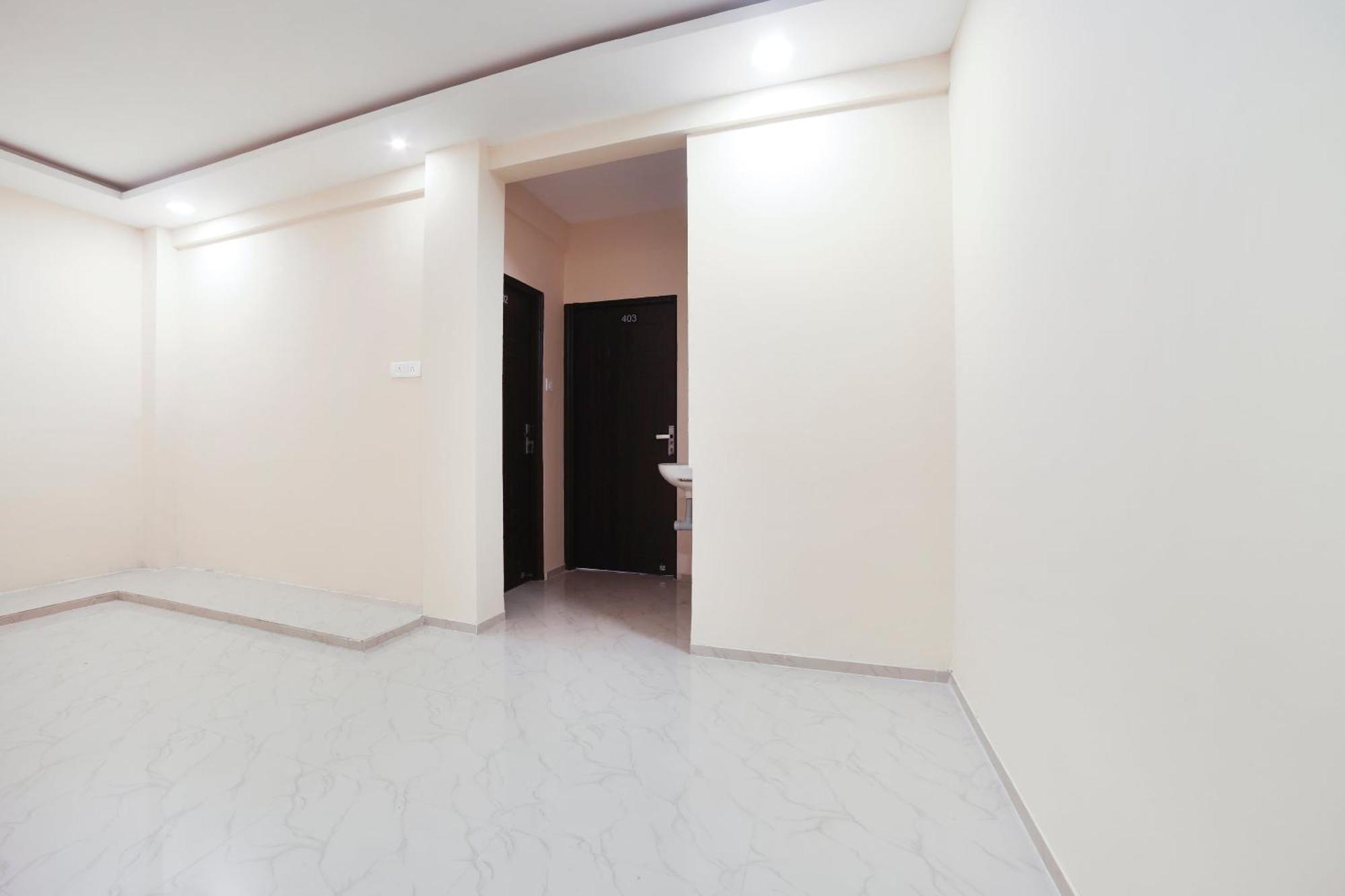 Hotel O Club Metro