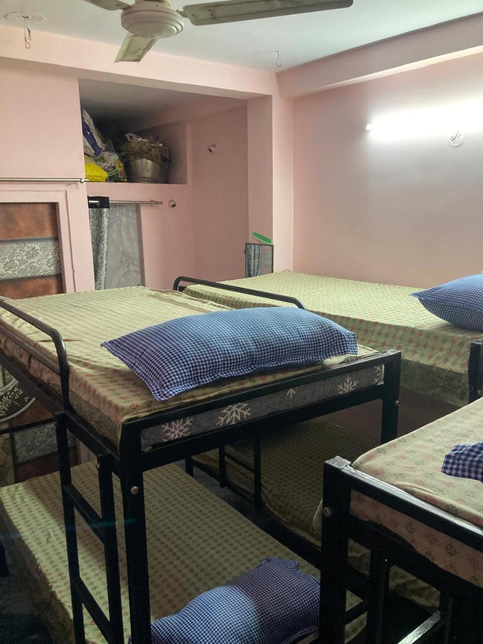 Guest house Ruby International Ac And *