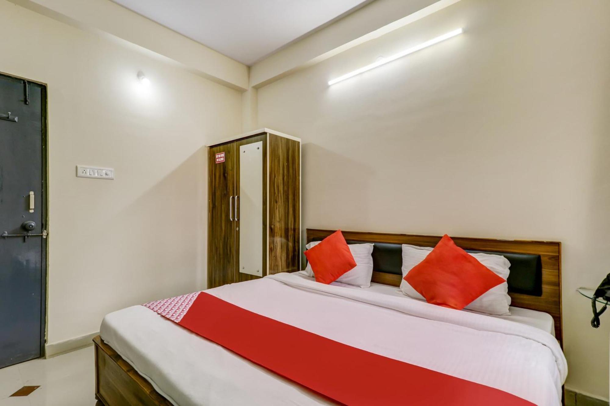 Hotel O The Crown 3*