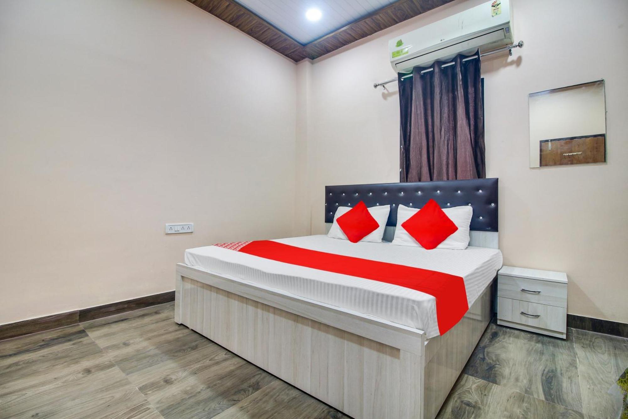 Hotel O Goyal 3*