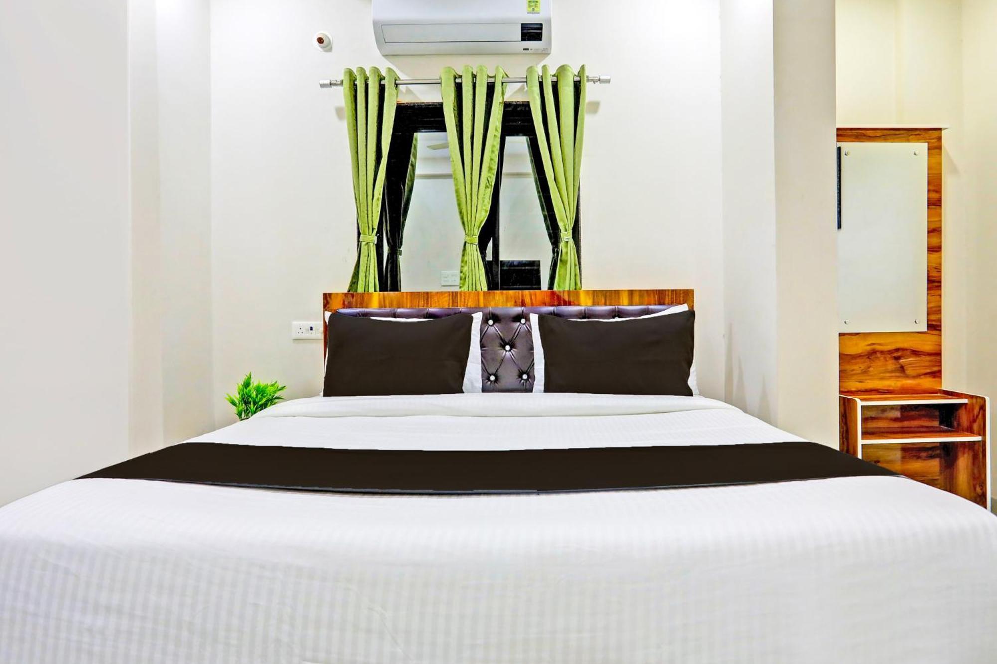 O Pritesh Onyx 3*