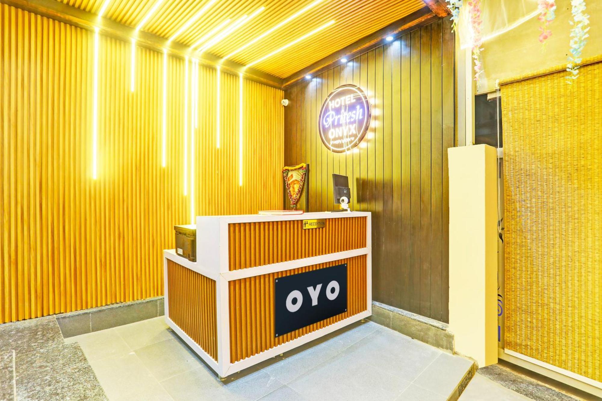 O Pritesh Onyx 3*