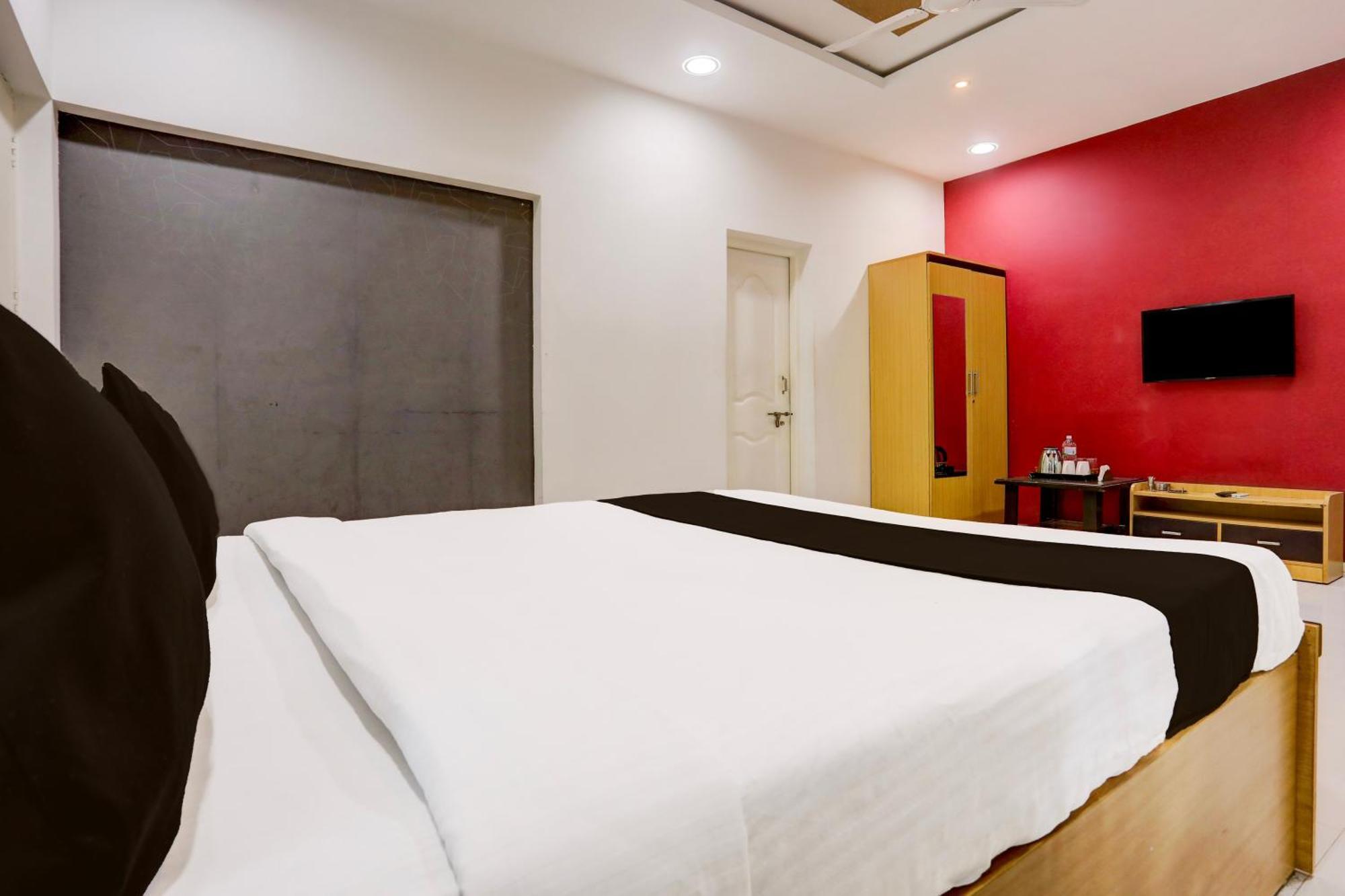 O Palms Hotel