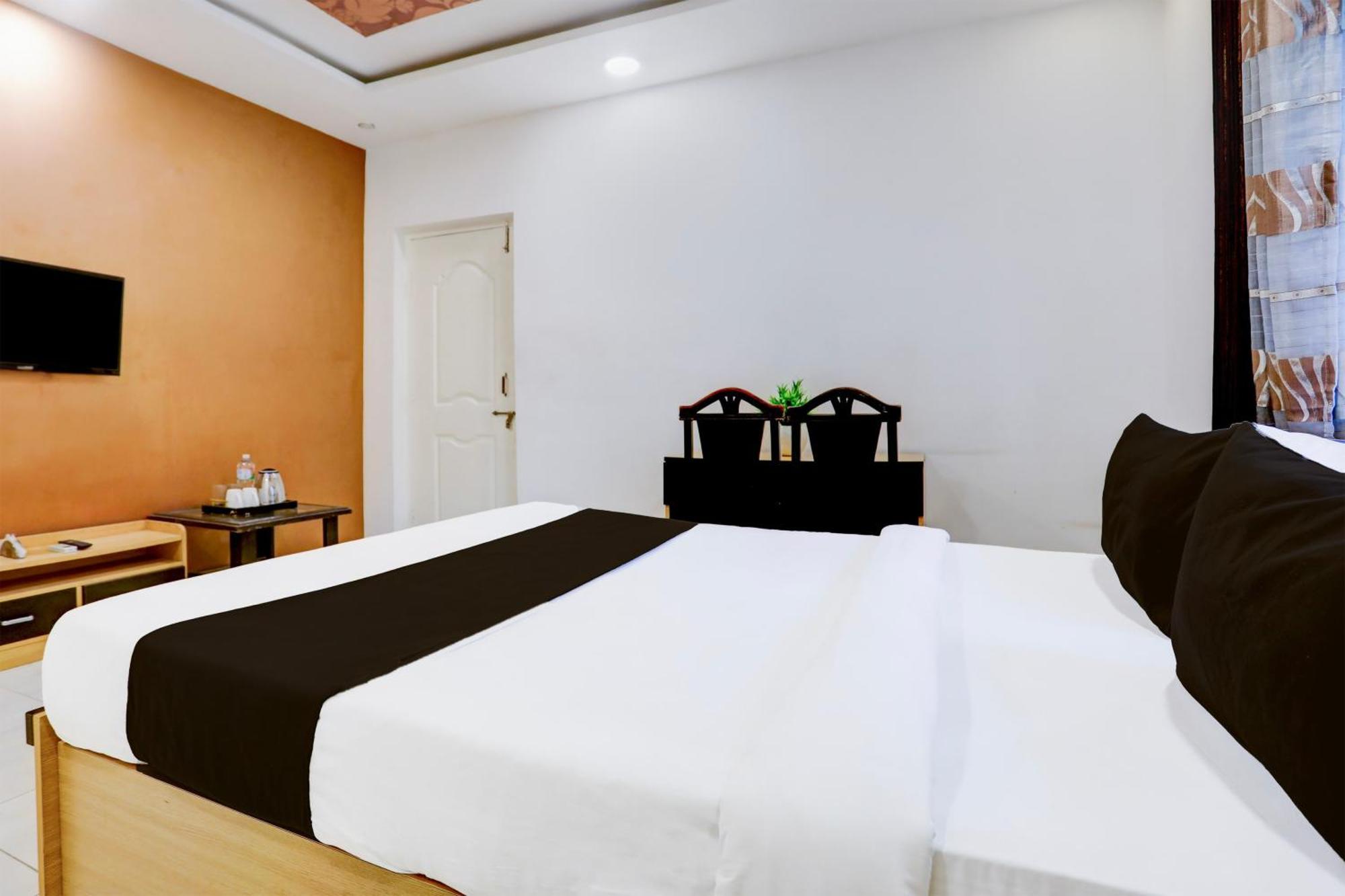 Hotel O Palms