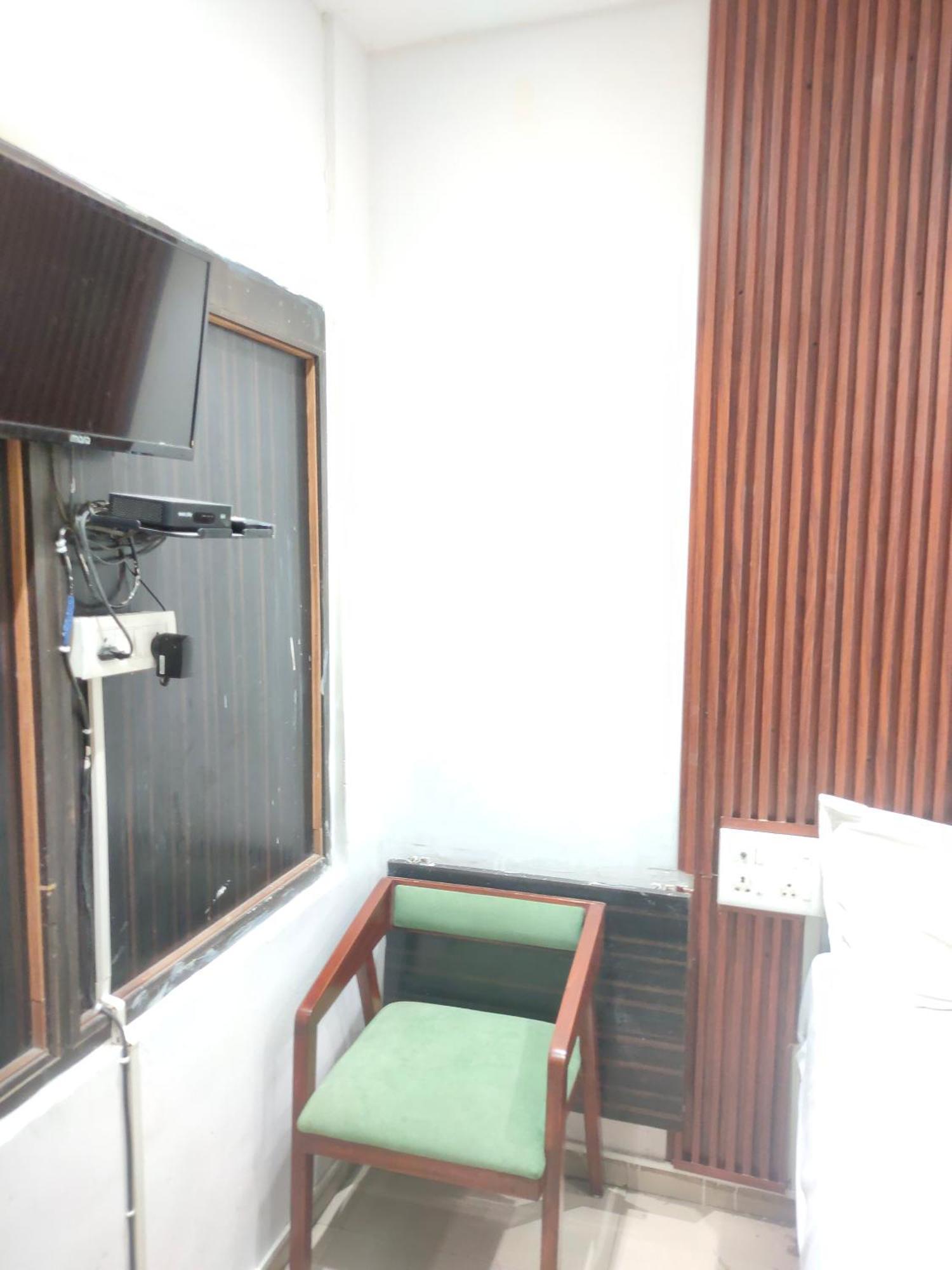 Flexistays Hotel *