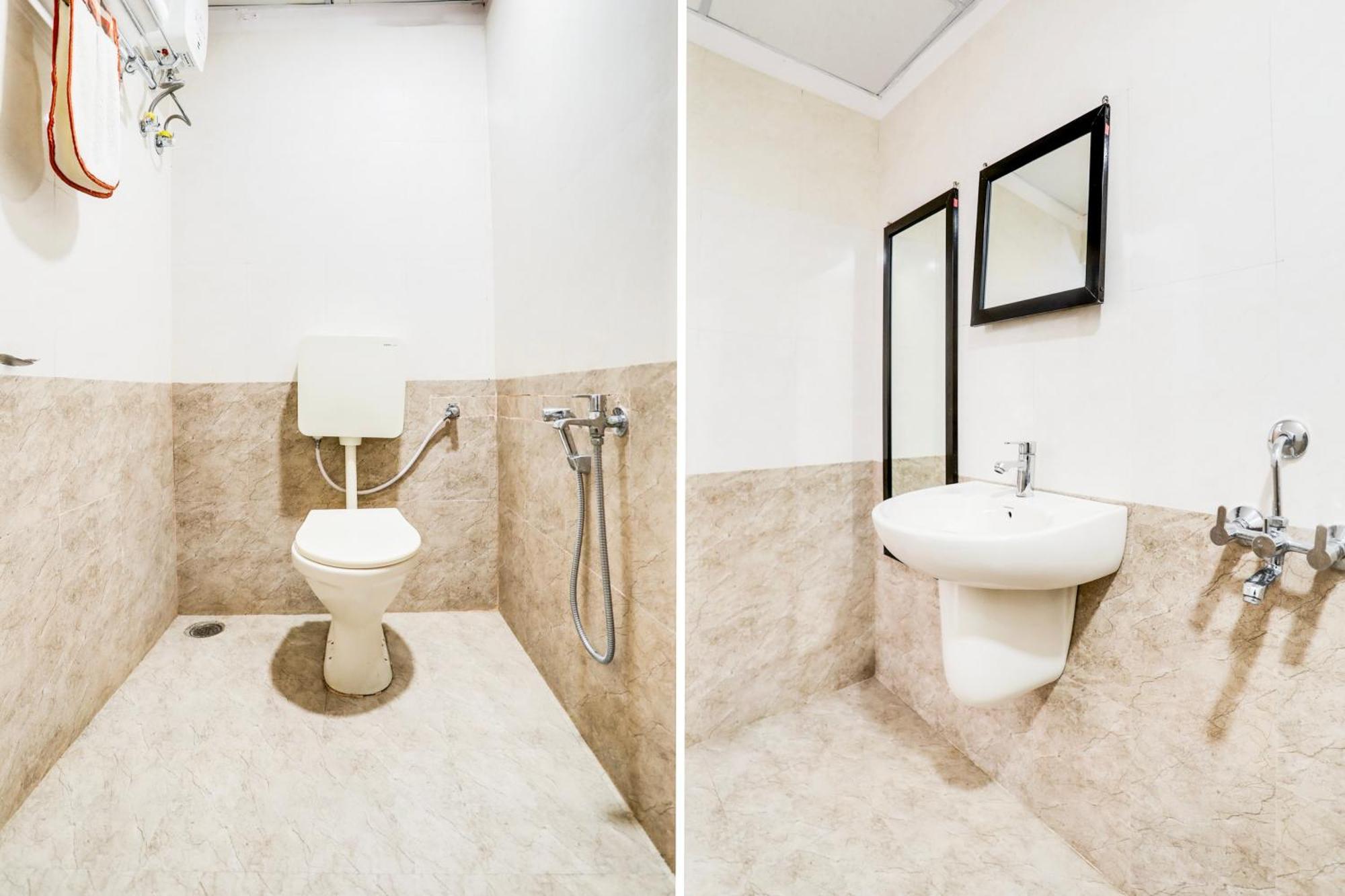 Super Hotel O Pardi Near Kalamna Market Hotel 4*