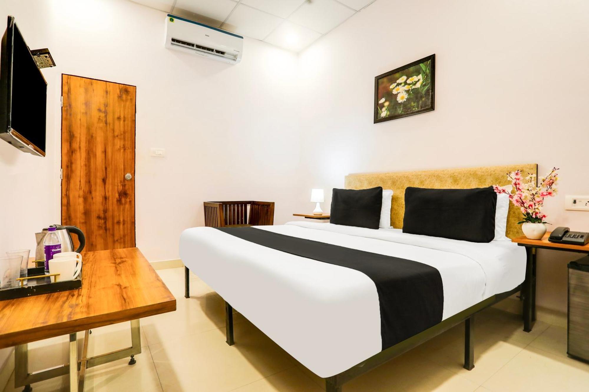 Super Hotel O Pardi Near Kalamna Market Nagpur