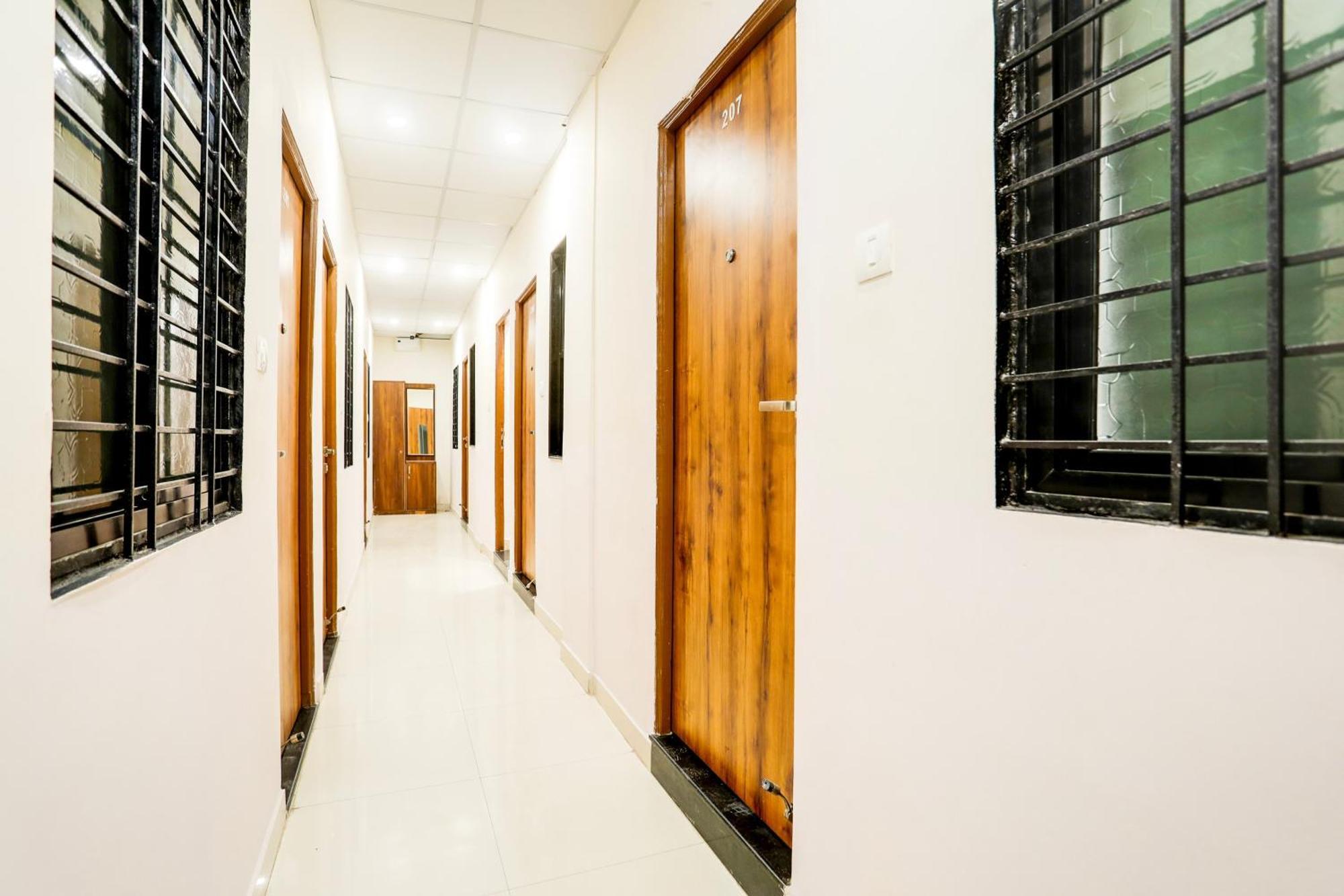 Super Hotel O Pardi Near Kalamna Market Hotel Nagpur
